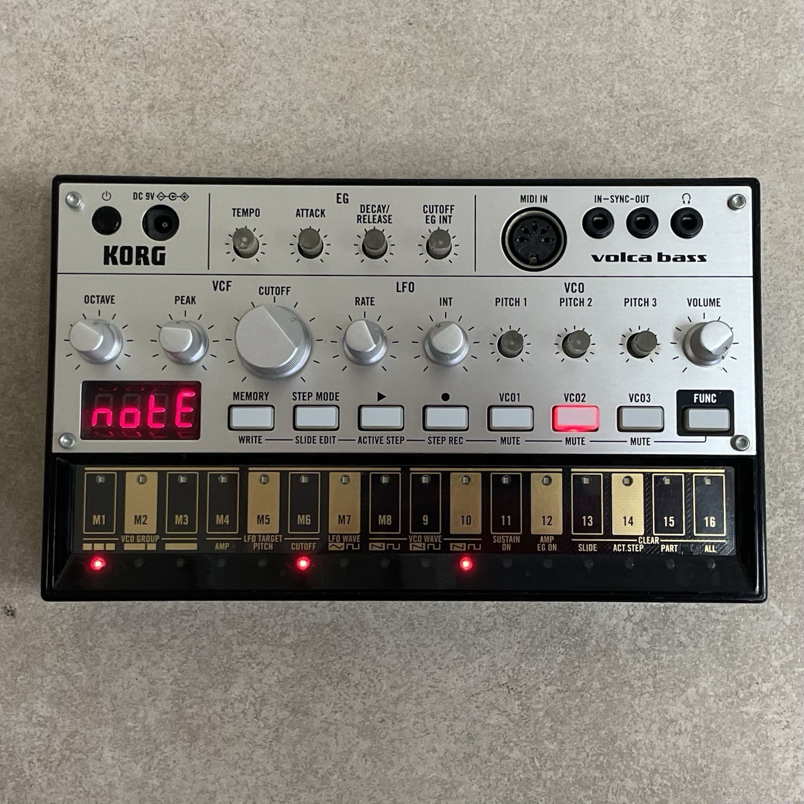 Korg Volca Bass Keyboard Synthesizer