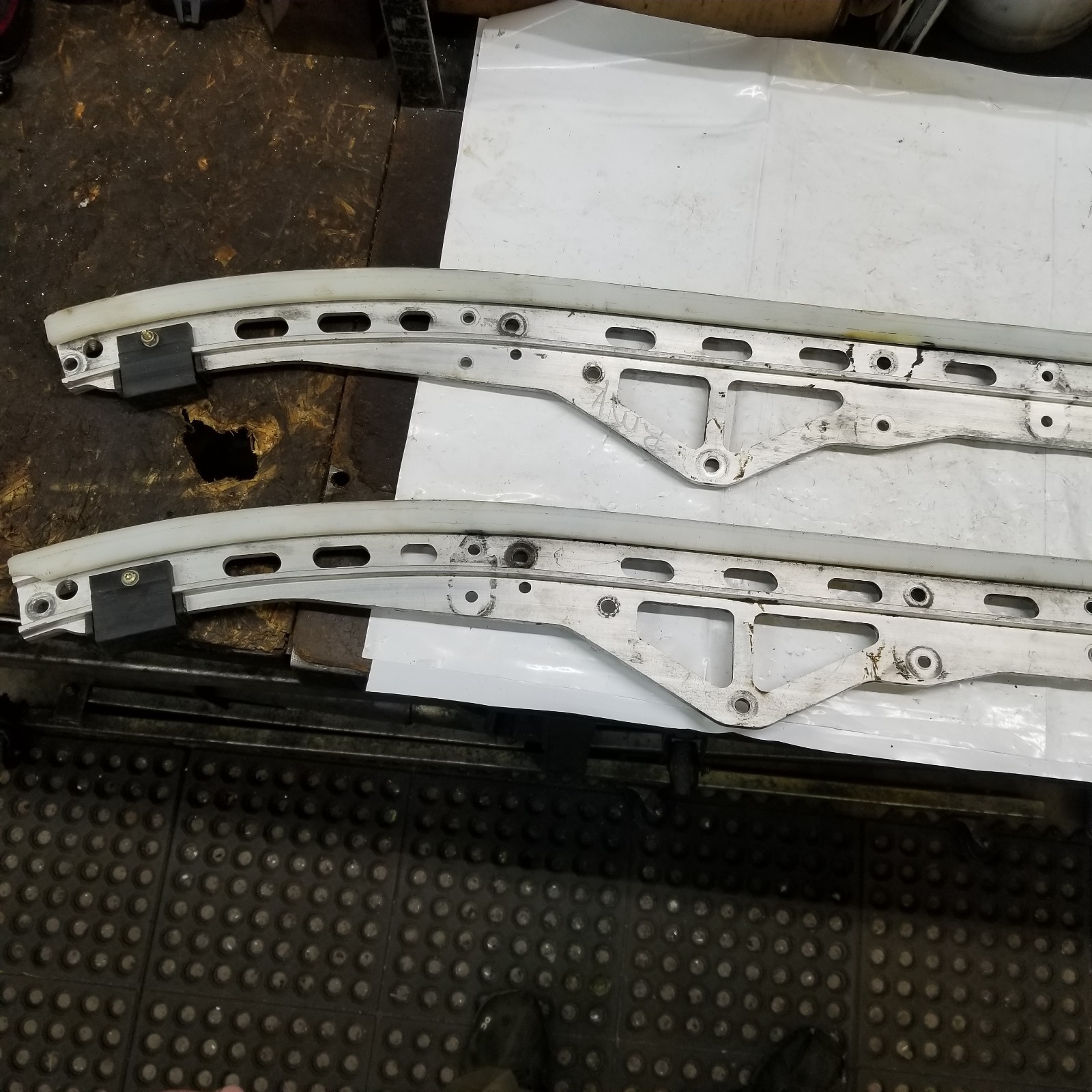 2008 Polaris Dragon IQ RMK 600 700 800 rear suspension 155" rails 1542446