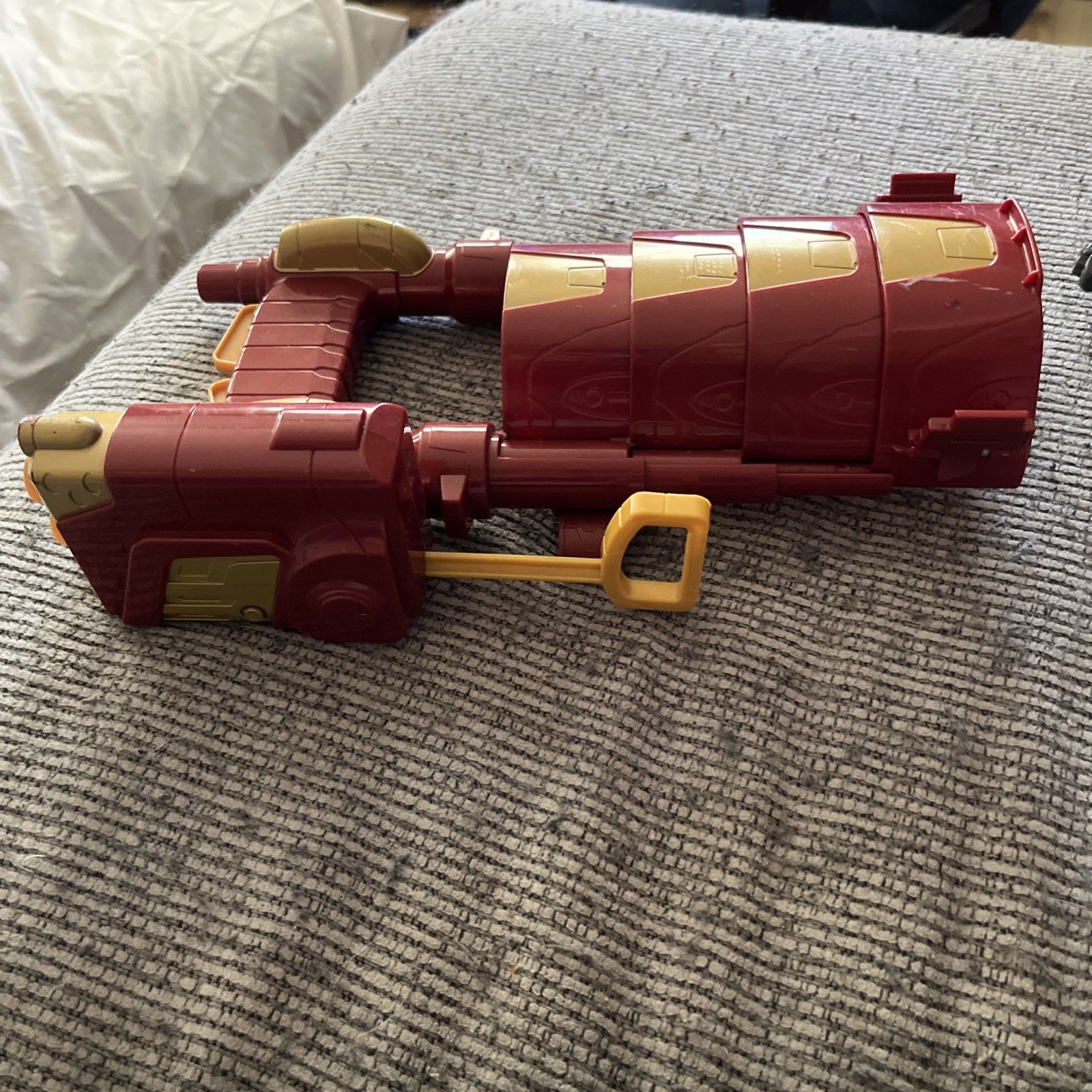 Marvel Iron Man Nerf Slide Blast Armor Dart Blaster 2015 Retractable Sh33