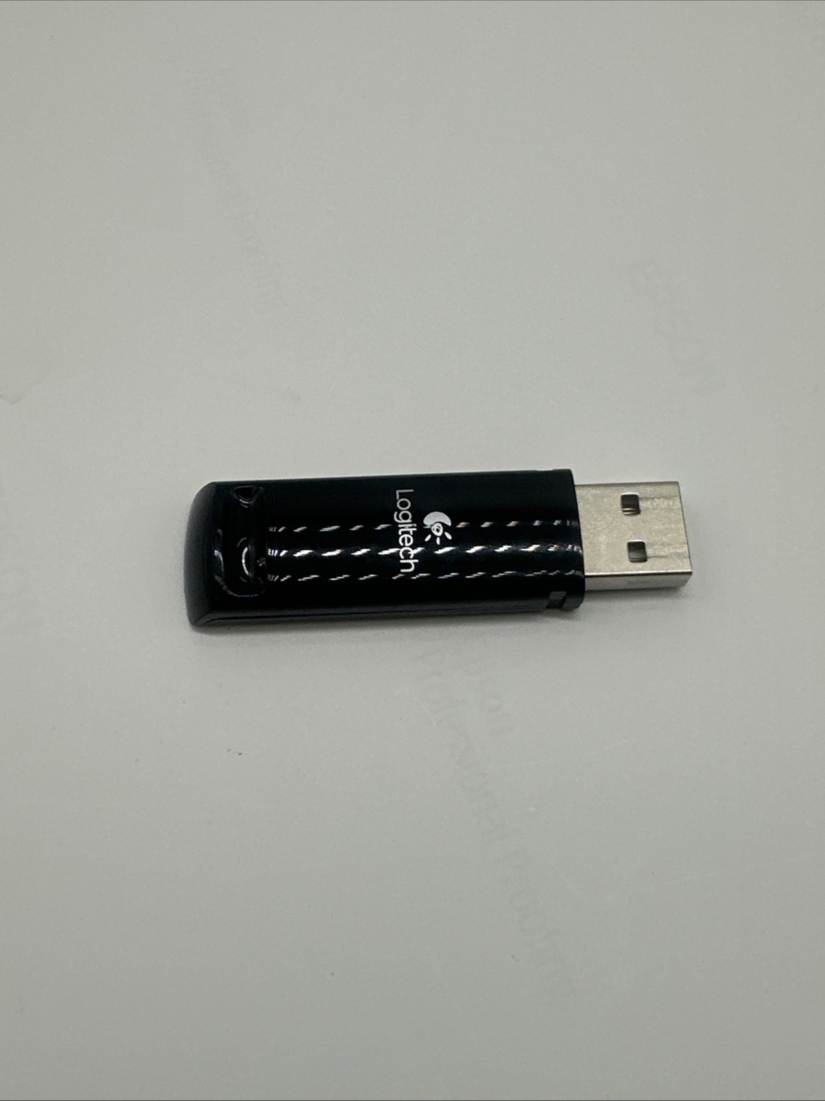 Logitech Wireless Presenter R400, PowerPoint Clicker with Laser Pointer (2179)