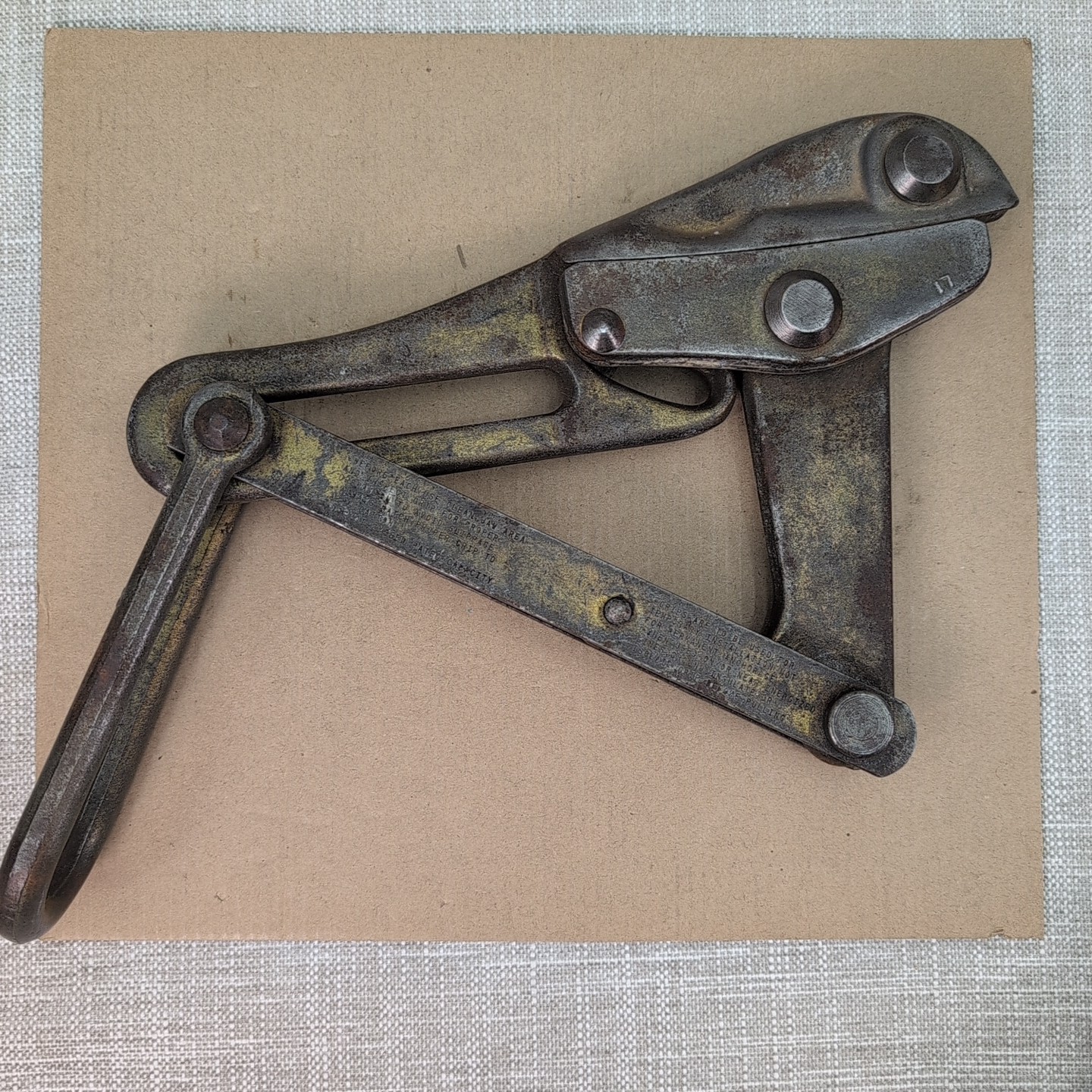 Klein Tool 1684-74, Chicago Curved Jaw Grip for EHS Cable -0.218" - 0.55"