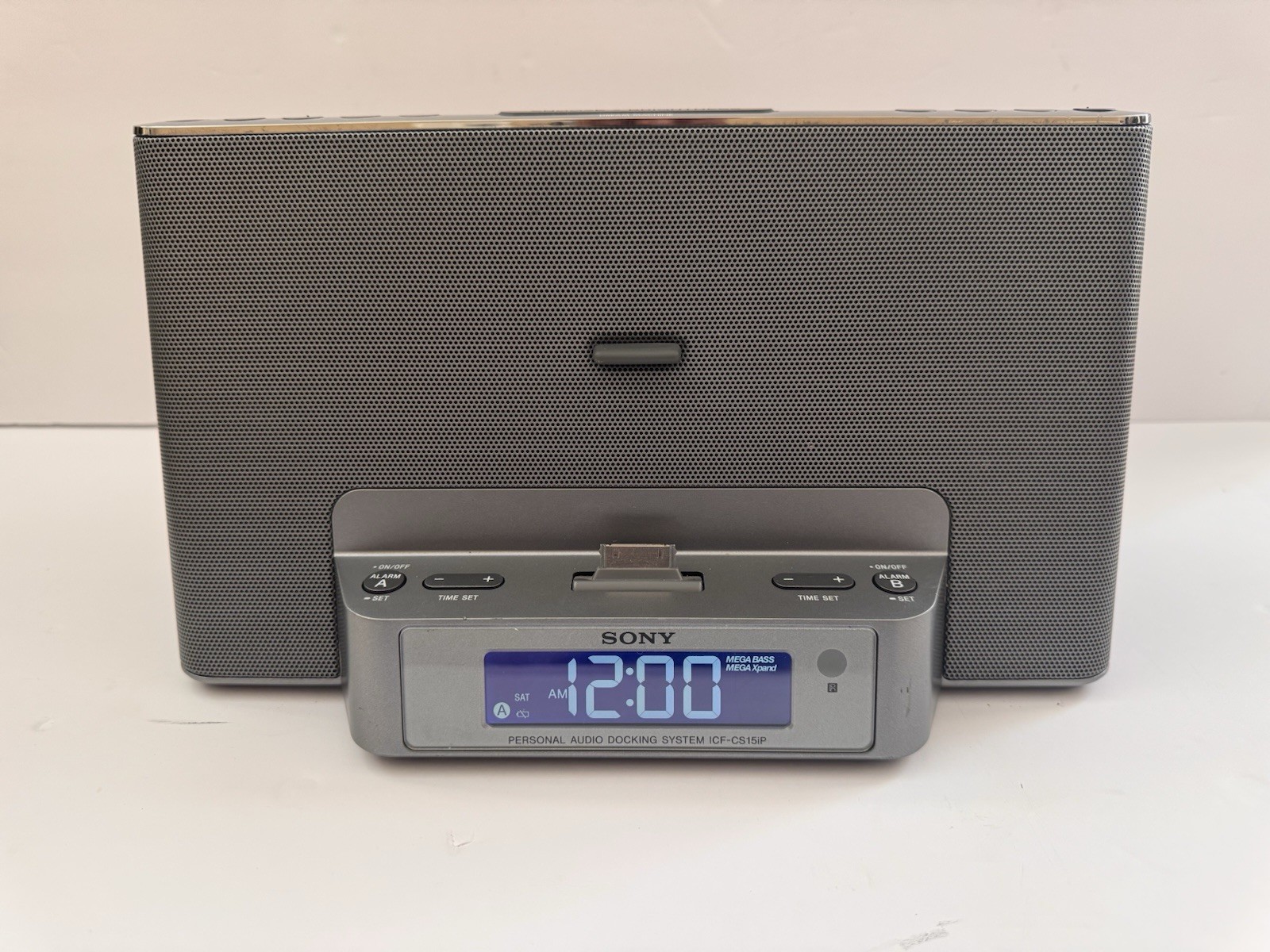 Sony Model ICF-CS15iP Dream Machine Personal Audio System Docking System (Video)