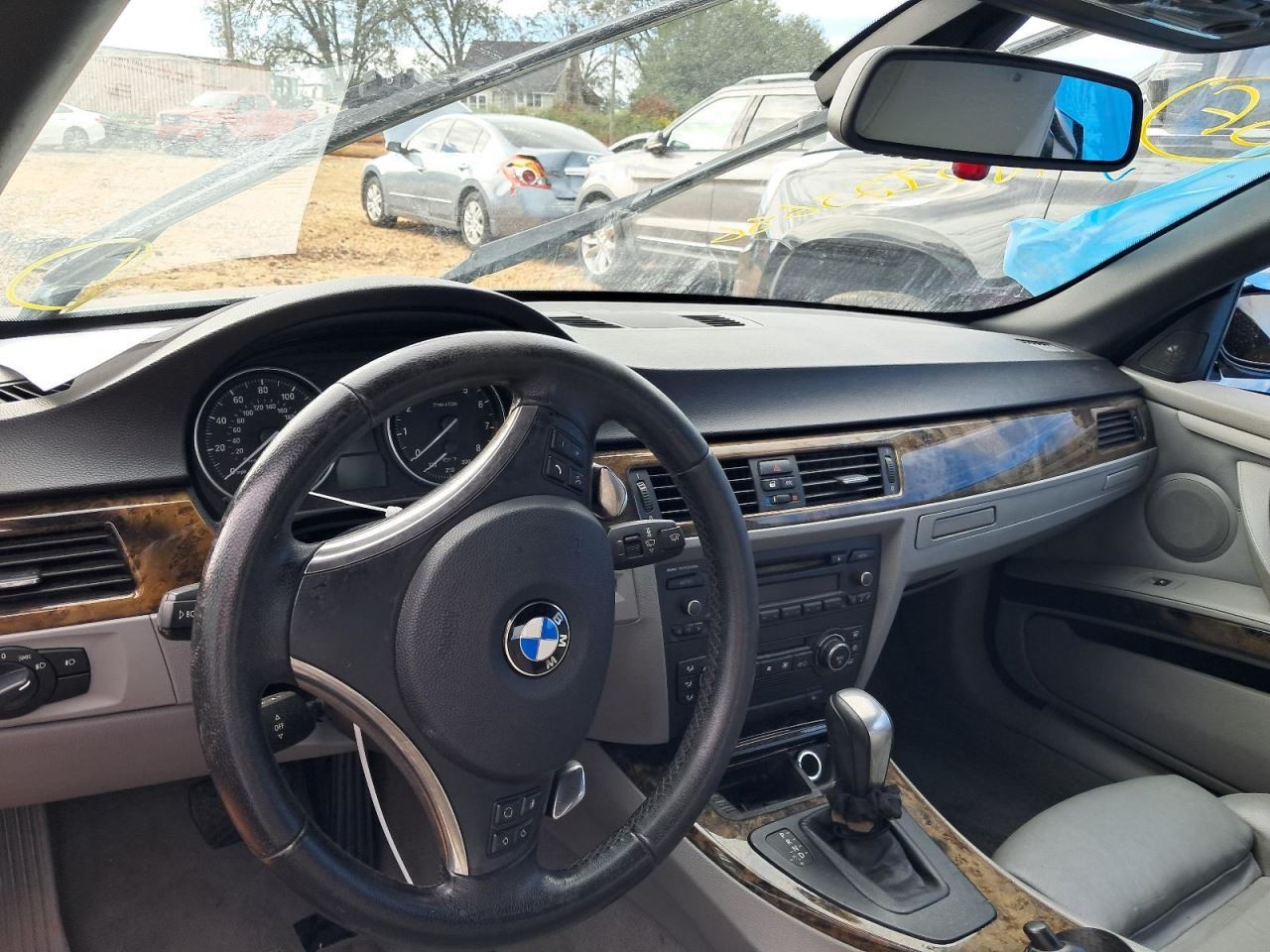 335I 2007 Glove Box 4808698