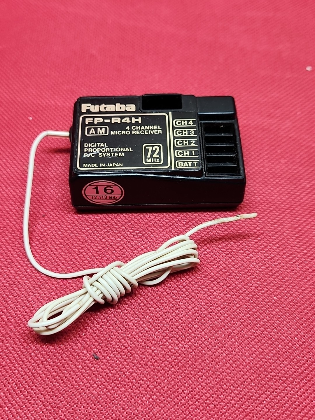Vintage Futaba :FP-R4H 4 Channel Digital Proportional 72MHz AM Micro Receiver #1