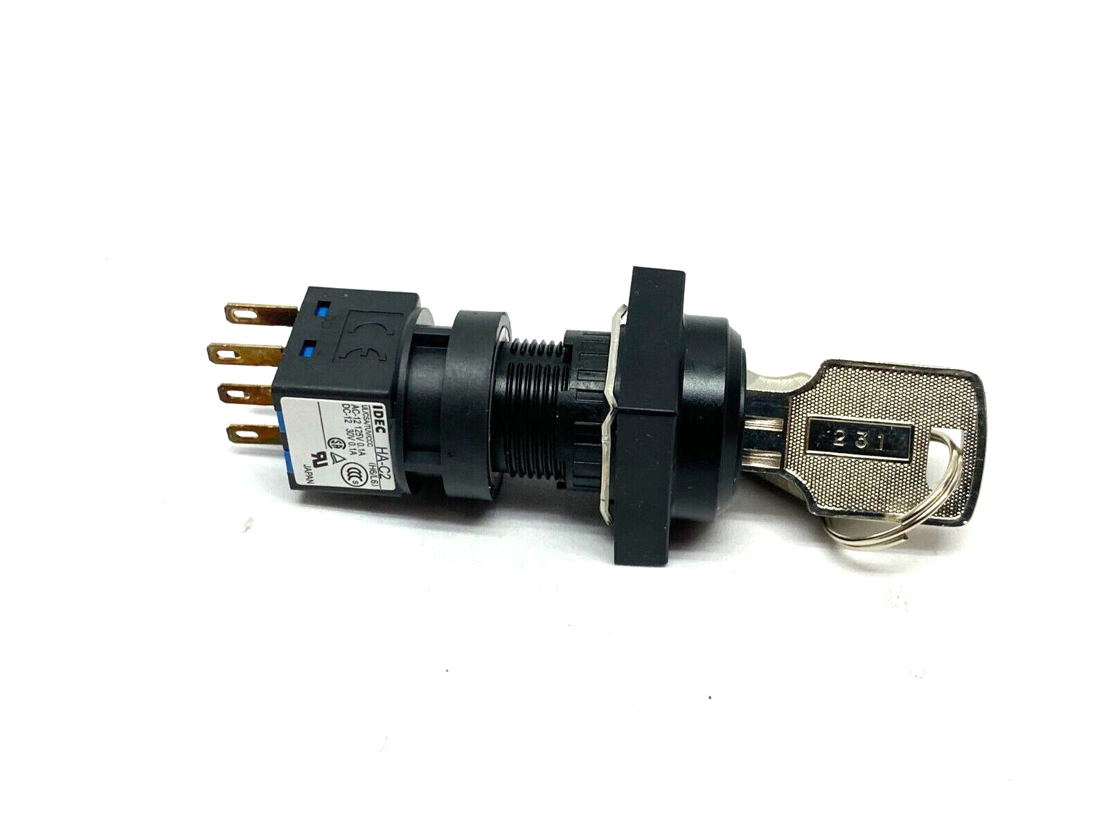 IDEC HA3K-2C2C 2-Position Oversize Key Selector Switch L6 Round/Square