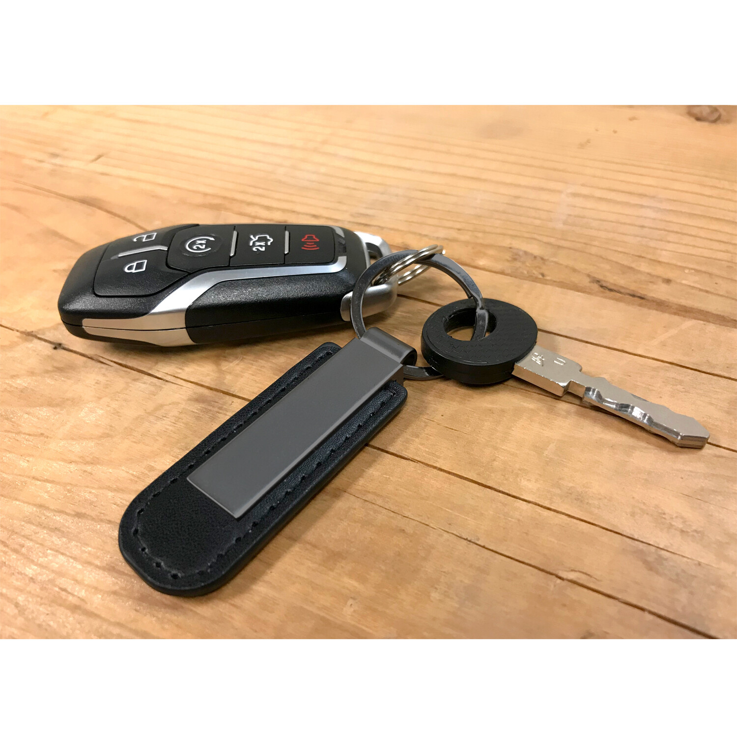 Cadillac Crest Logo Black Metal Plate Black PU Leather Key Chain