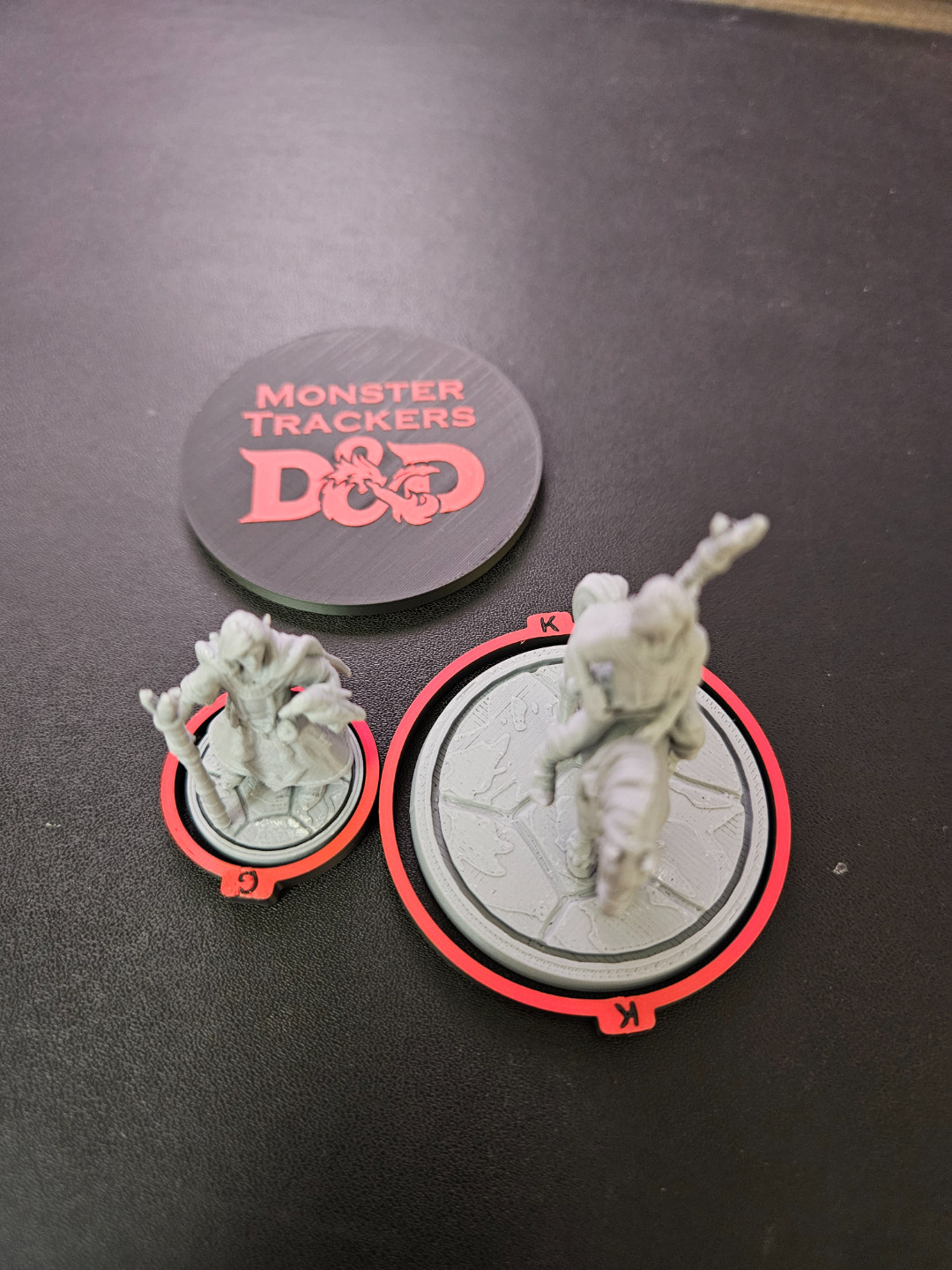 DND Monster Tracker Rings Set with Storage Case Bloodied Status Markers
