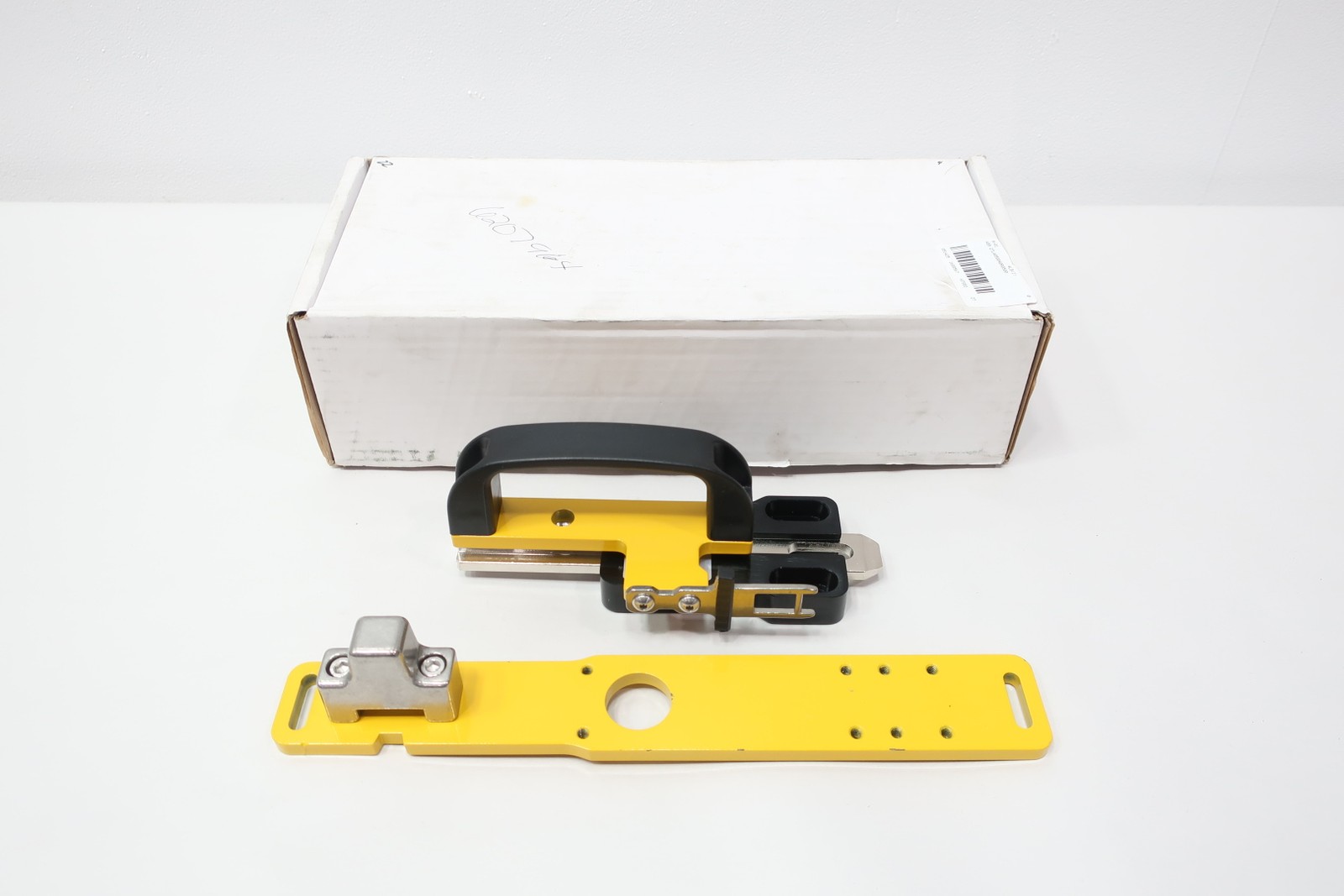 Abb 2TLA050040R0500 Slide Lock