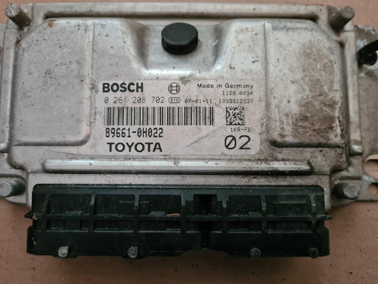 89661 0H022 Toyota/Citroen/Peugeot Engine ECU BOSCH 0261208702