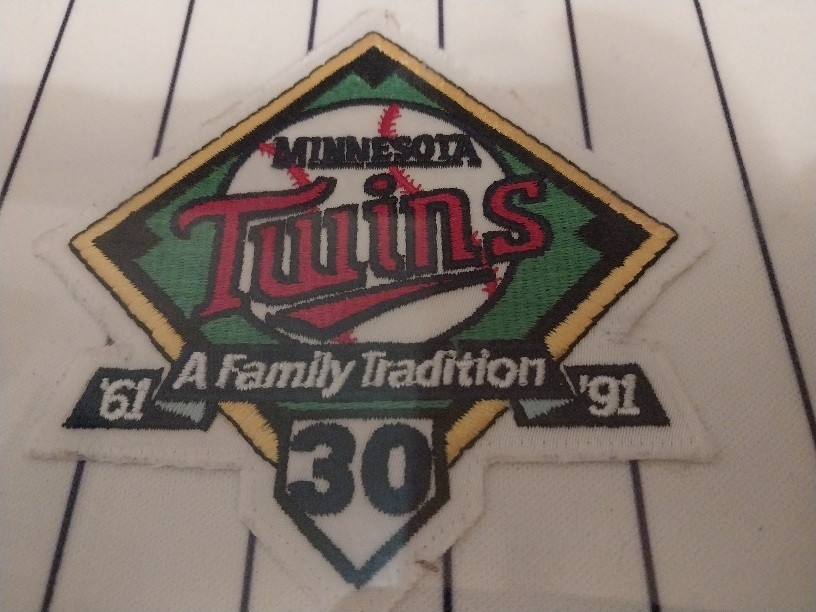 Authentic Minnesota Twins 1991 30th Anniversary Jersey Sleeve Patch - Twins COA