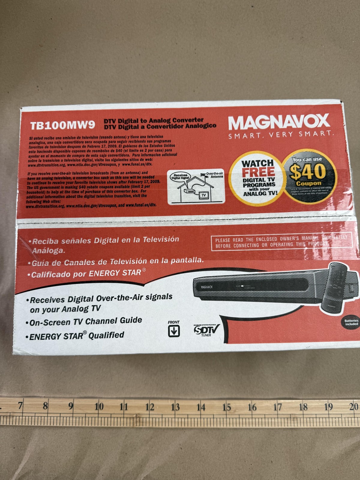 Magnavox TB100MW9 DTV Digital To Analog Black SDTV Converter Box New Old Stock