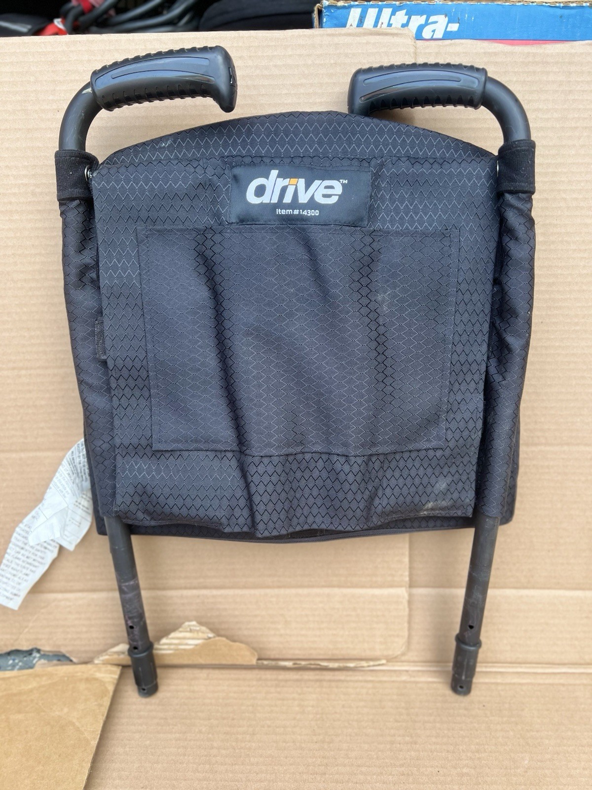 Catalyst Ki Mobility Wheelchair Push Handle & Back Cushion 18” W, Item #14300