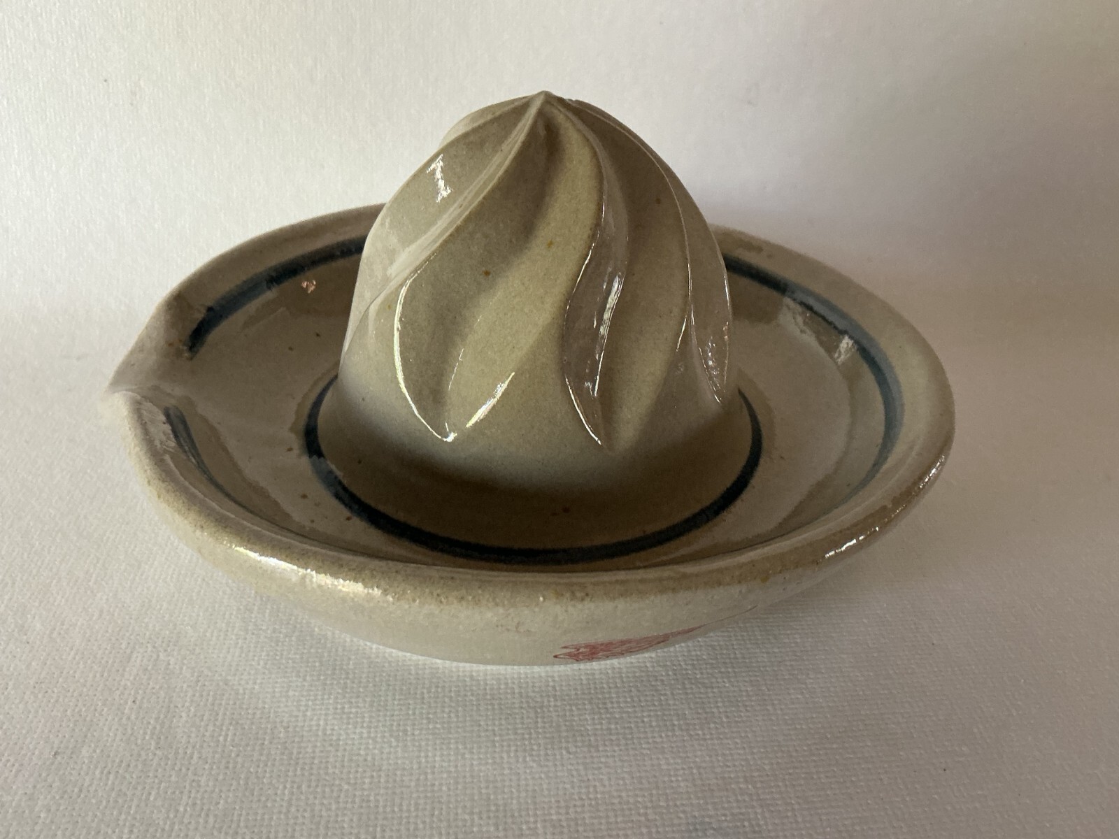 Red Wing Stoneware Co. large Juicer RWSC usa