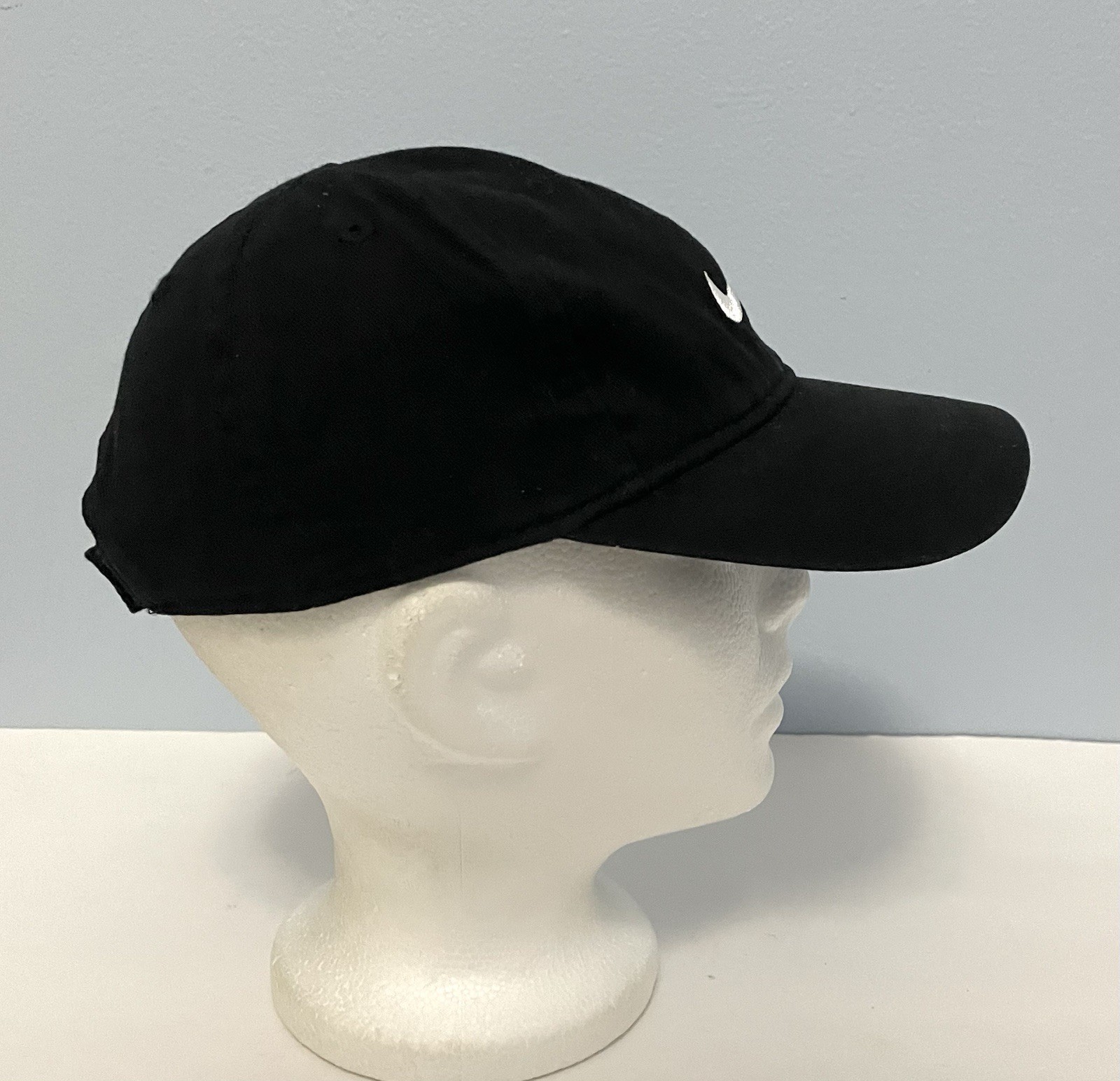 Nike Child Size Adjustable Baseball Hat Embroidered Logo Black Cap