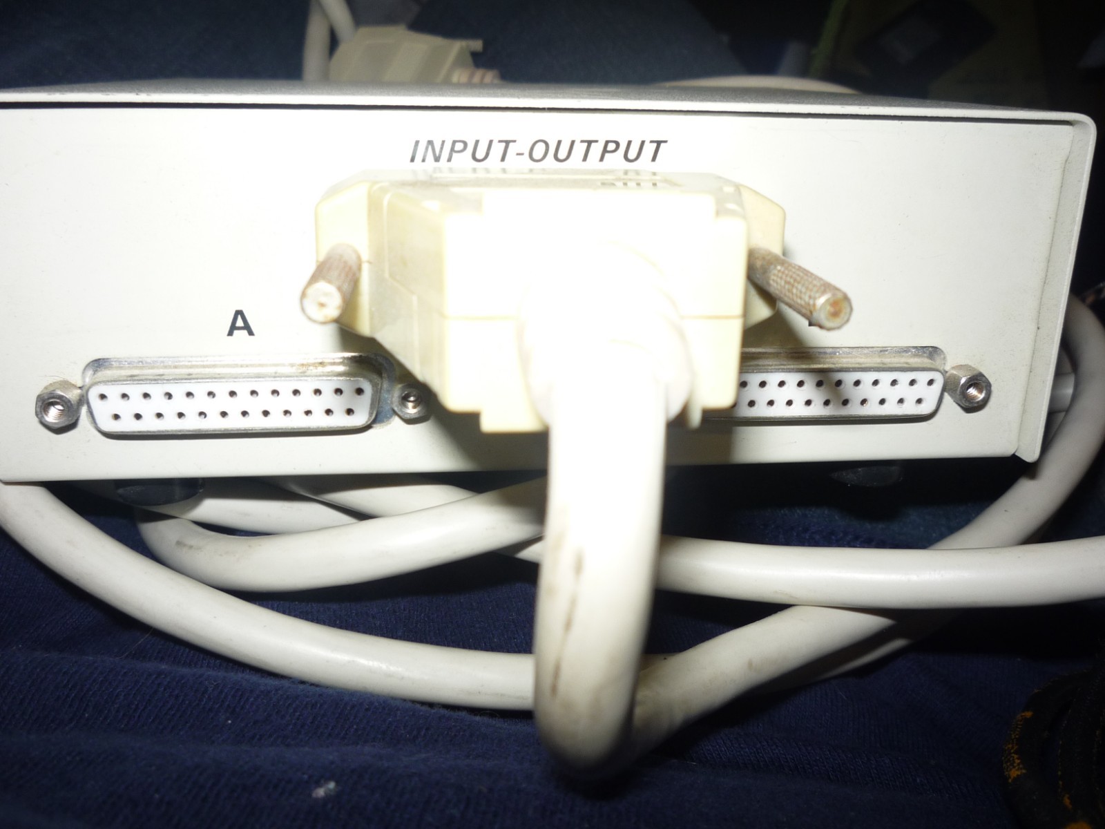 VTG Data Transfer Switch - A/B with Cable