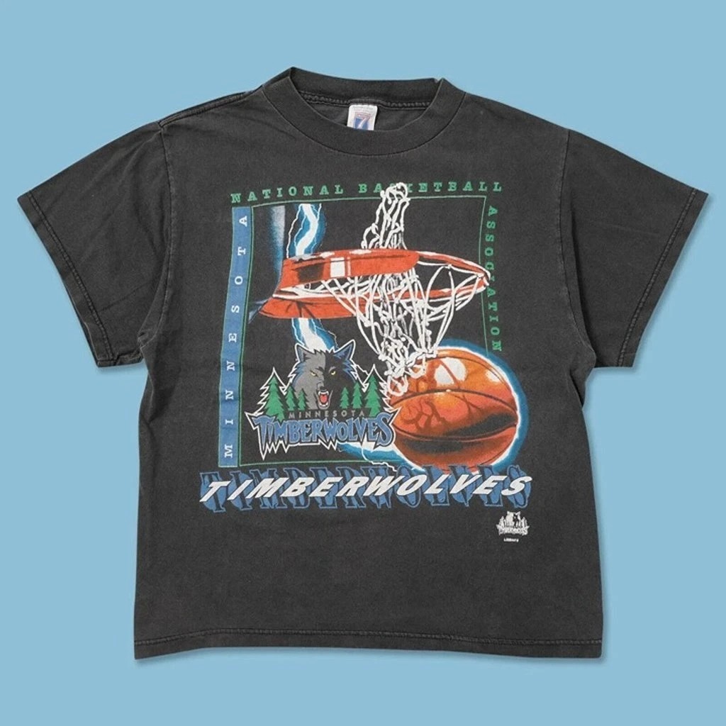 Minnesota Timberwolves Champions basic black Graphic T shirt vtg