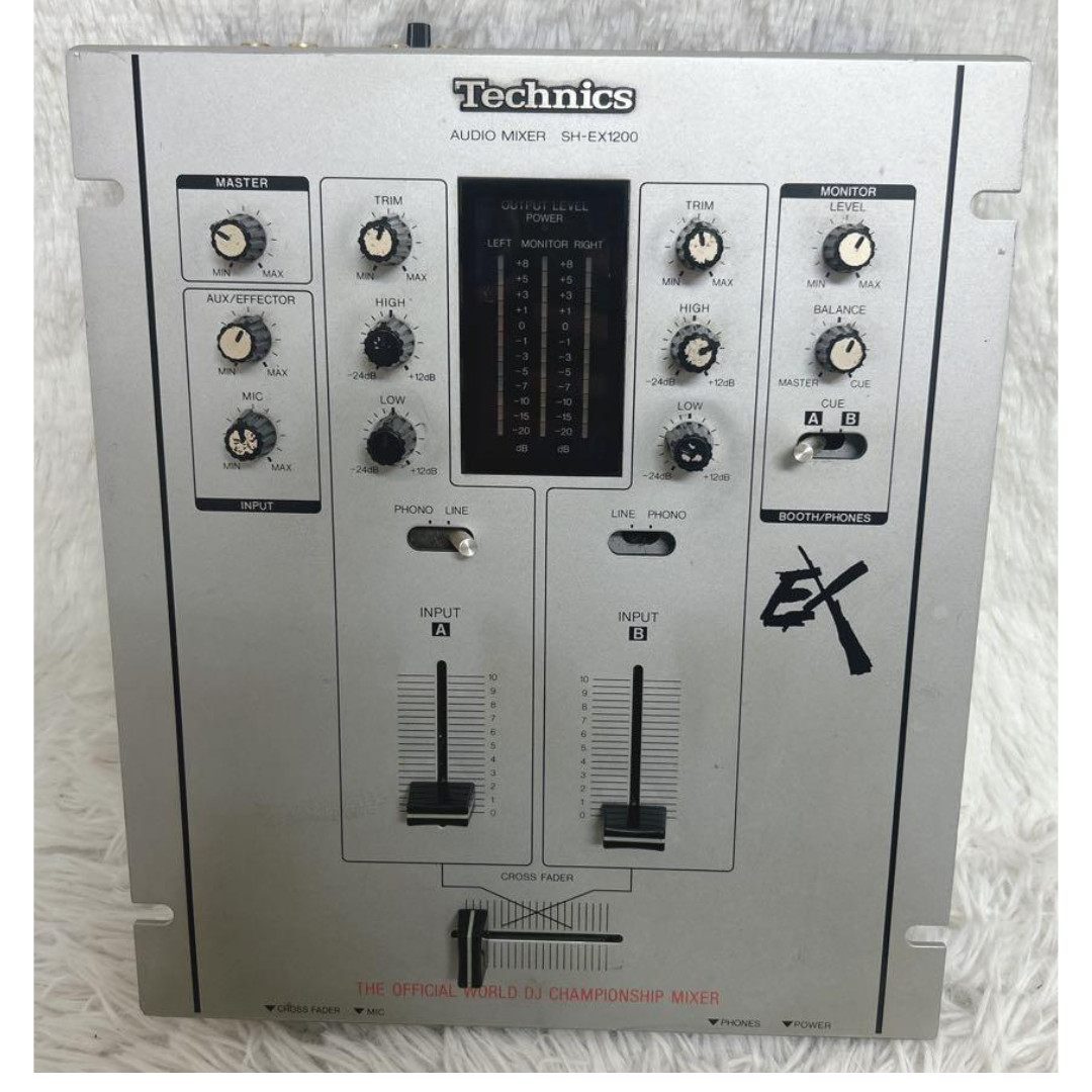 Technics -SH-EX1200 DJ Mixer Power-On Sound Test JAPANESE