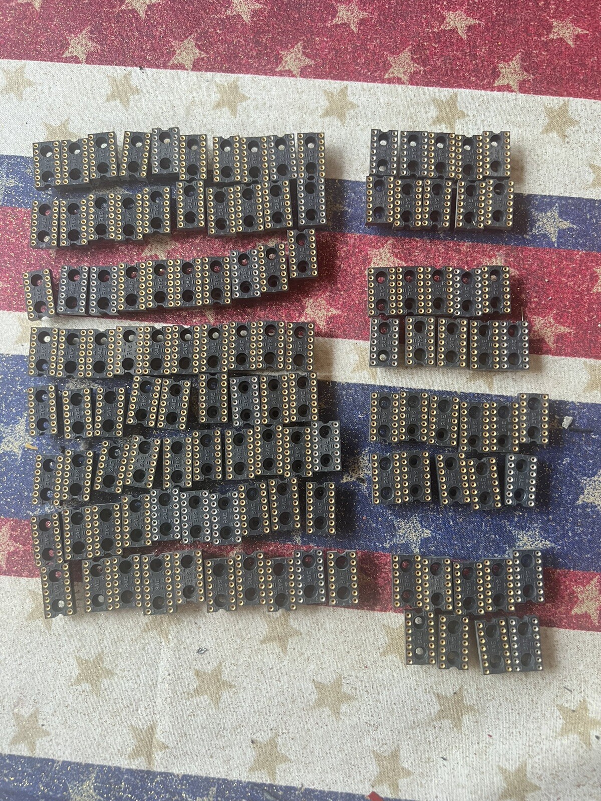 **  Quantity 5  **   DIP IC Gold Machine screw  14 pin sockets