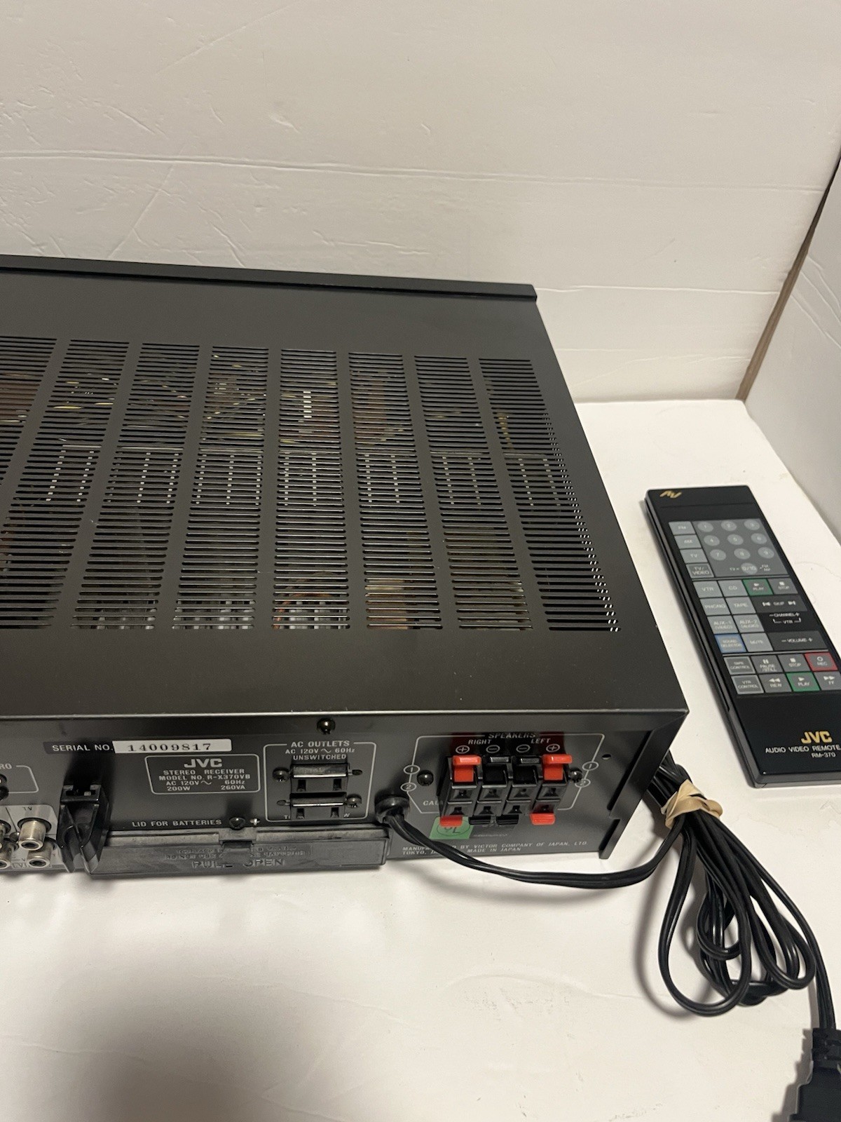 JVC R-X370V STEREO RECEIVER WITH REMOTE BUNDLE