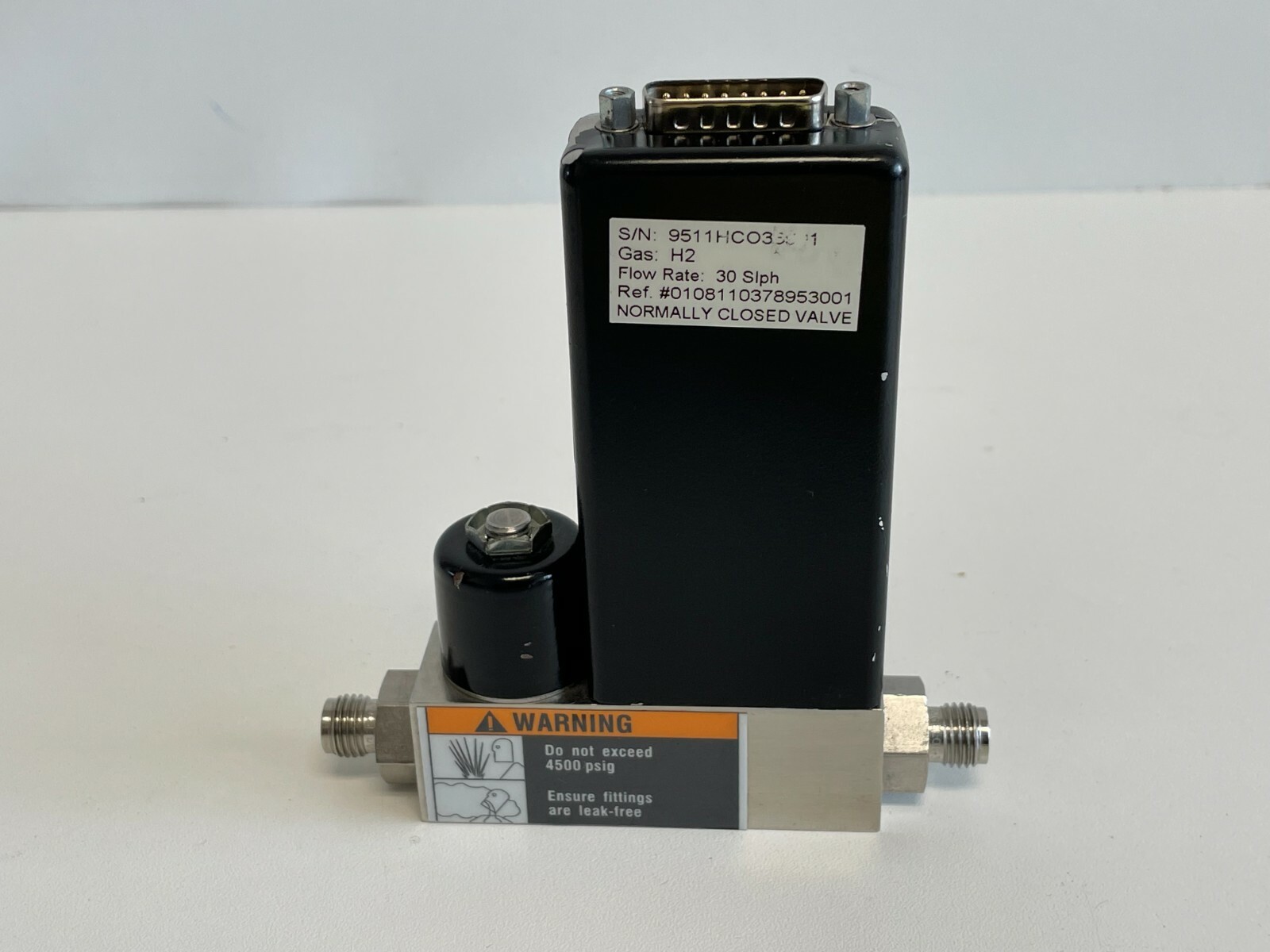 U2: Brooks 5850TR Mass Flow Controller 5850 TR Series