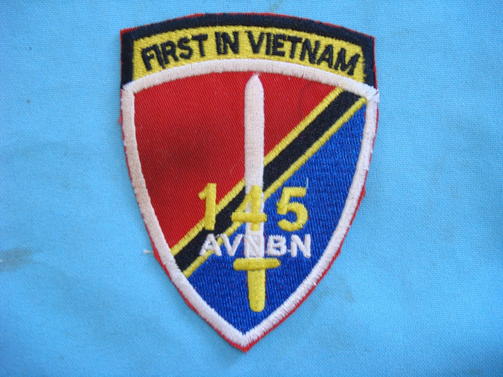 VIETNAM WAR PATCH, US 145th AVIATION BATTALION " FIRST IN VIETNAM "