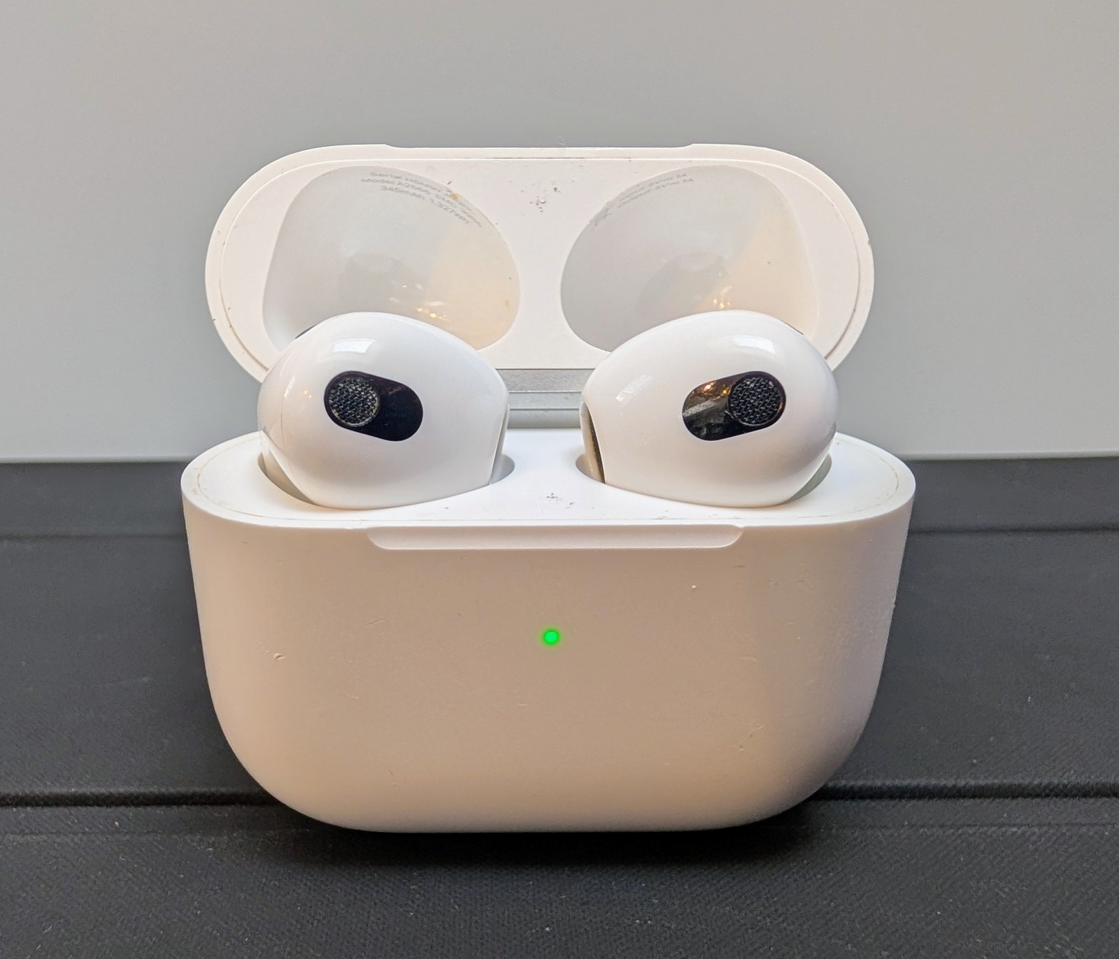 Apple AirPods (3rd Generation) A2565 A2564 A2566 White (Bluetooth)
