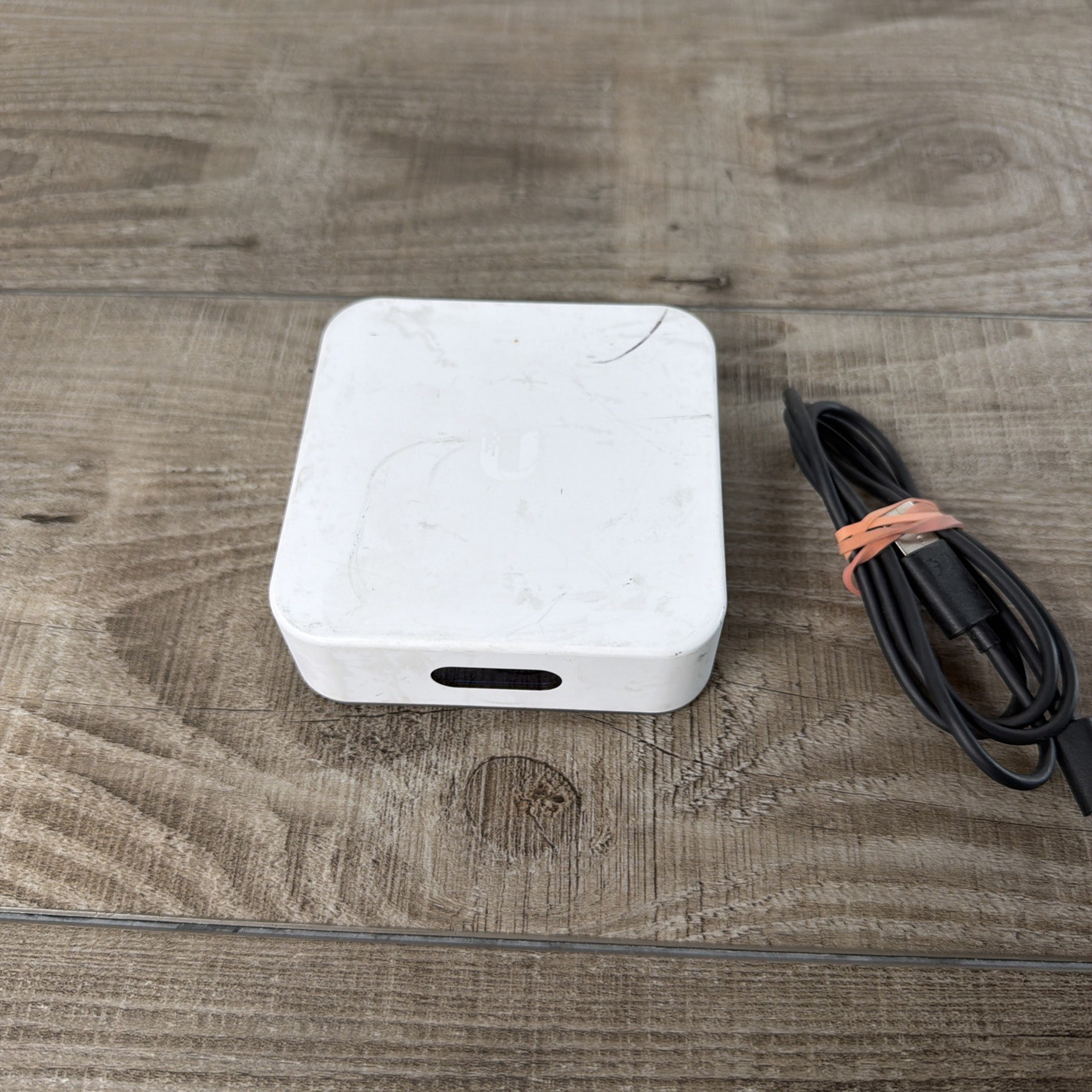 Ubiquiti AmpliFi Instant 802.11ac Dual-Band WiFi 5 Router Only (AFi-INS-R)