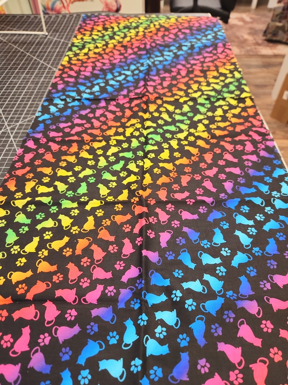 1/2 Yard Rainbow On Black Kittens Cats 100% Cotton Fabric ombre rainbow