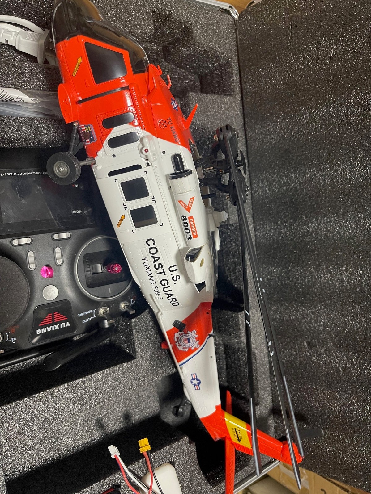 Yu Xiang Coast Guard UH-60 Scale w/ GPS - RTF - Refurbished