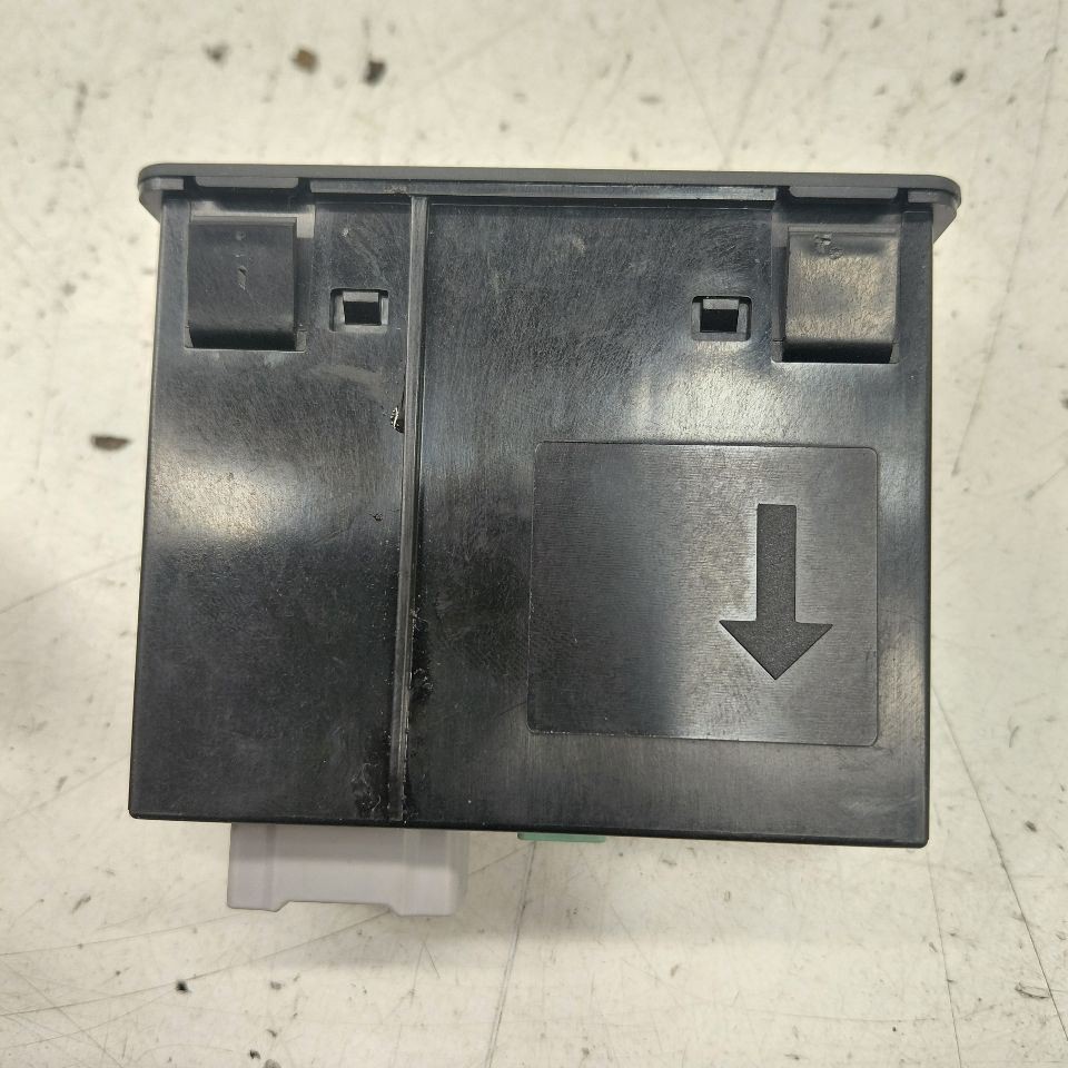Mazda 6 USB Plug In Hub Port 2016 2015 2014