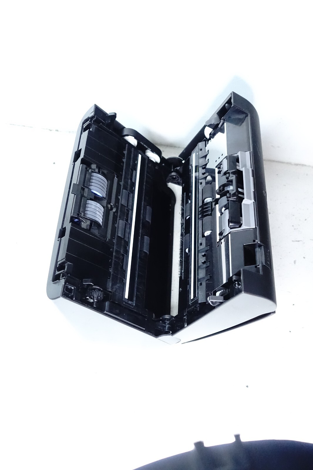 Canon Image FORMULA DR-C240 Document Scanner Missing Top Document Tray