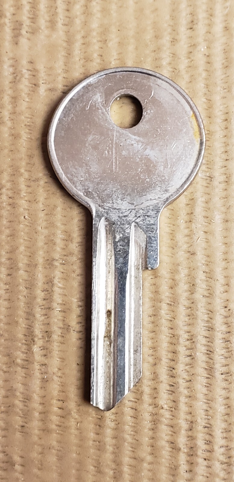 Ilco - 997X - Y6 - Key Blank