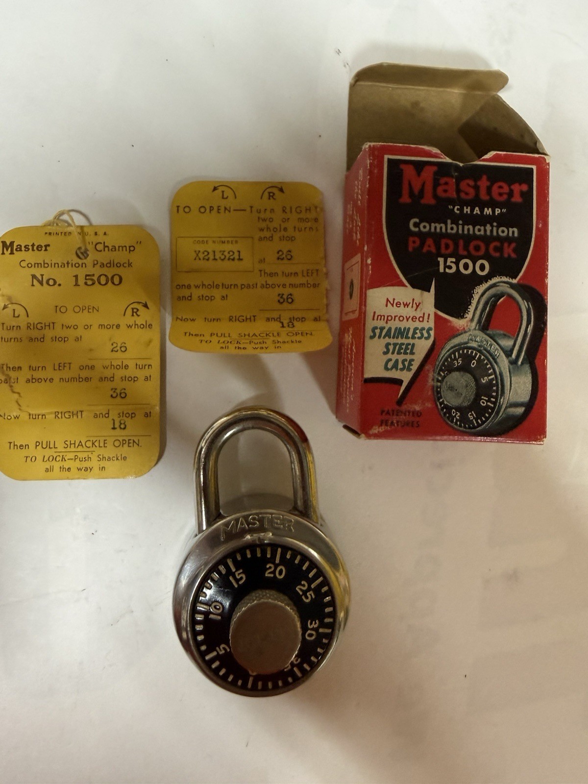 Master 1500 Champion Combination Padlock Steel, Not Resettable, w/ Original Box