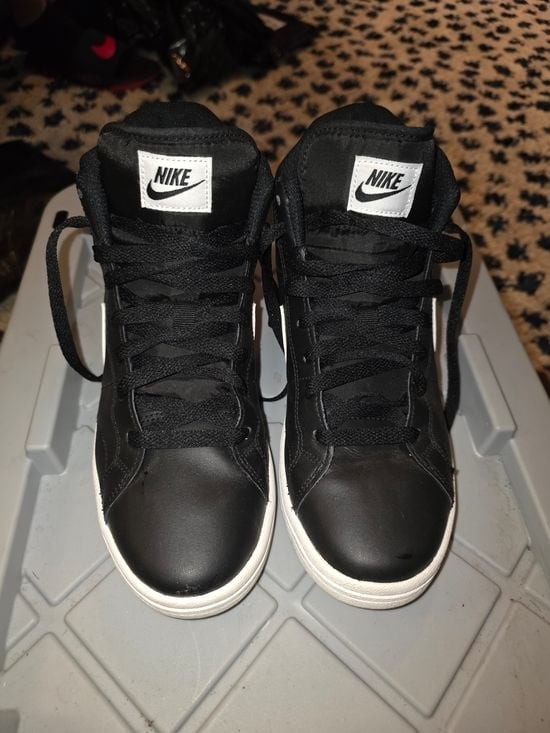 Nike Men’s Black and White High-Top Sneakers