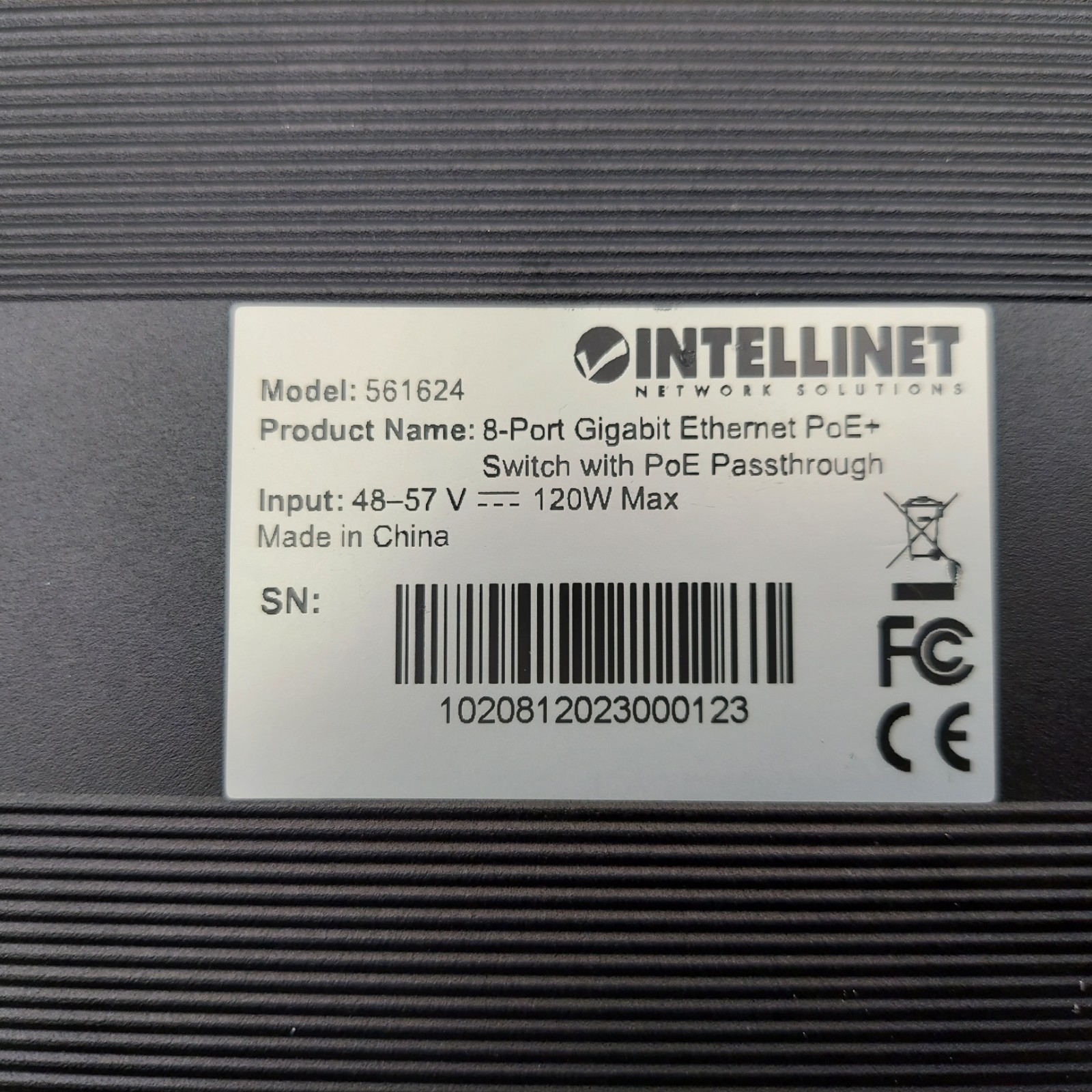 Intellinet 561624 - Switch 8-Port