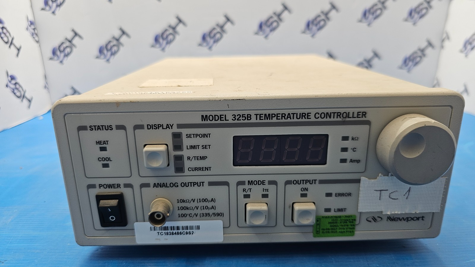 Newport 325B temperature controller