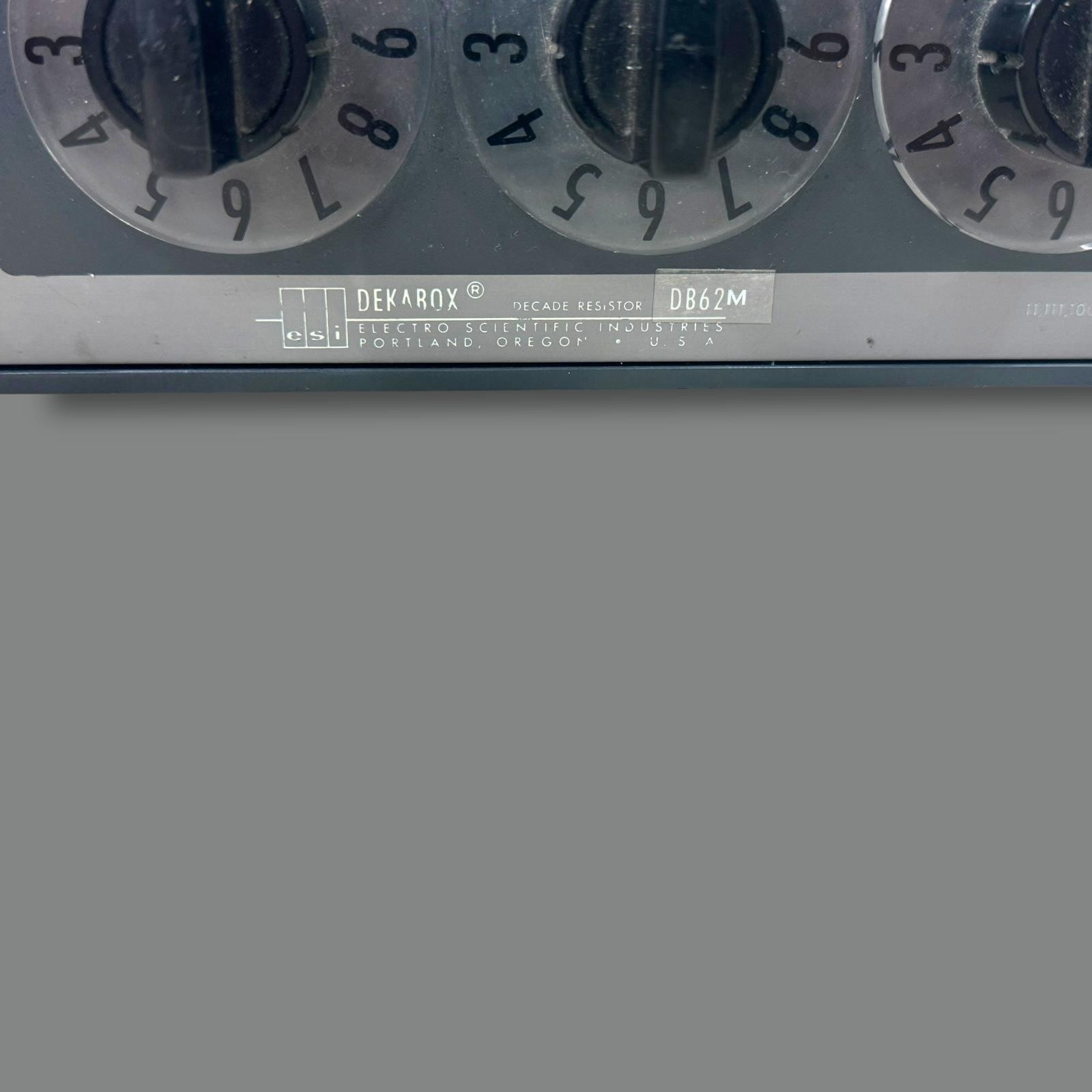 ESI Dekabox High Accuracy Decade Resistor DB62M - Tested Working