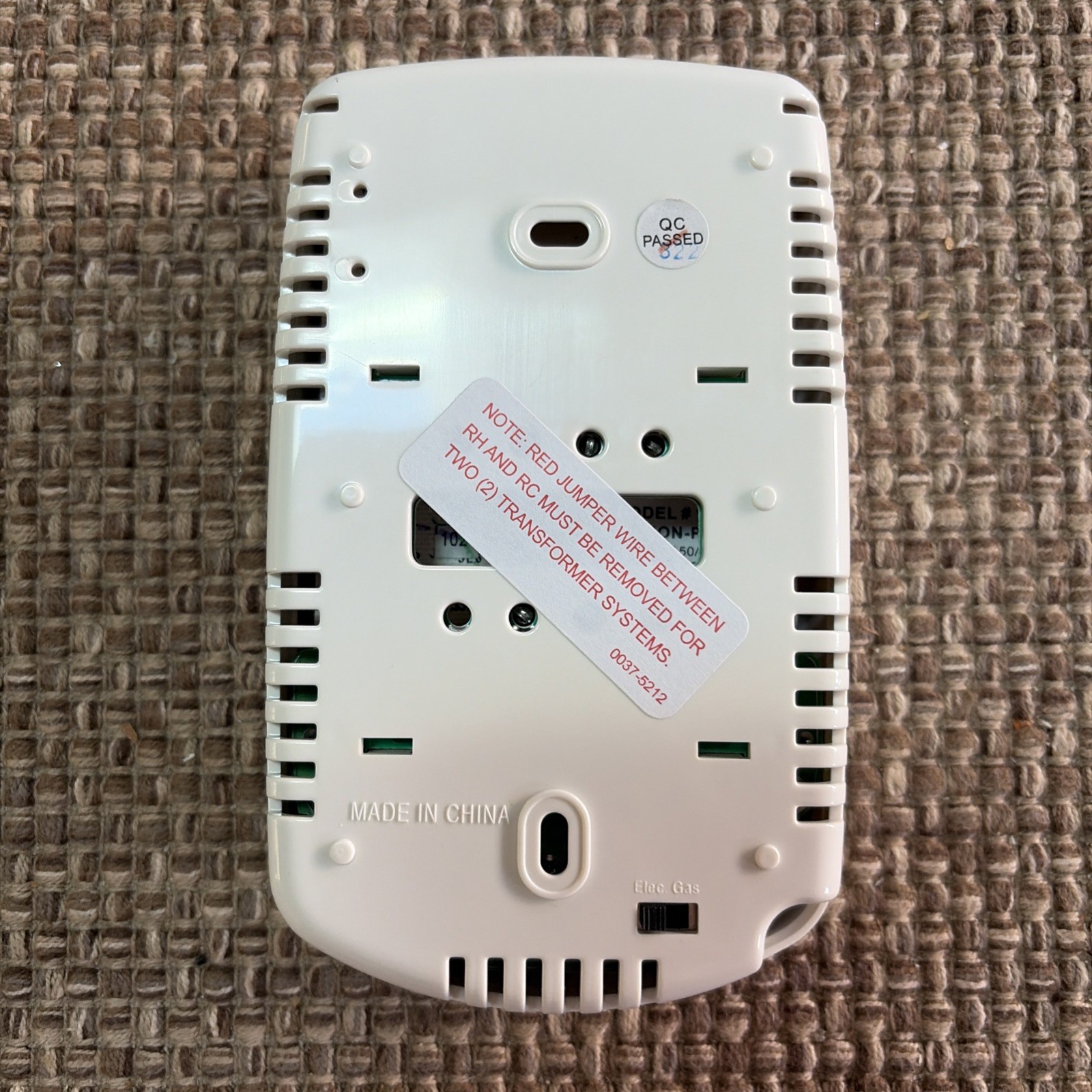 White-Rodgers 1E78-144 Single Stage Digital Non-Programmable Thermostat Vertical