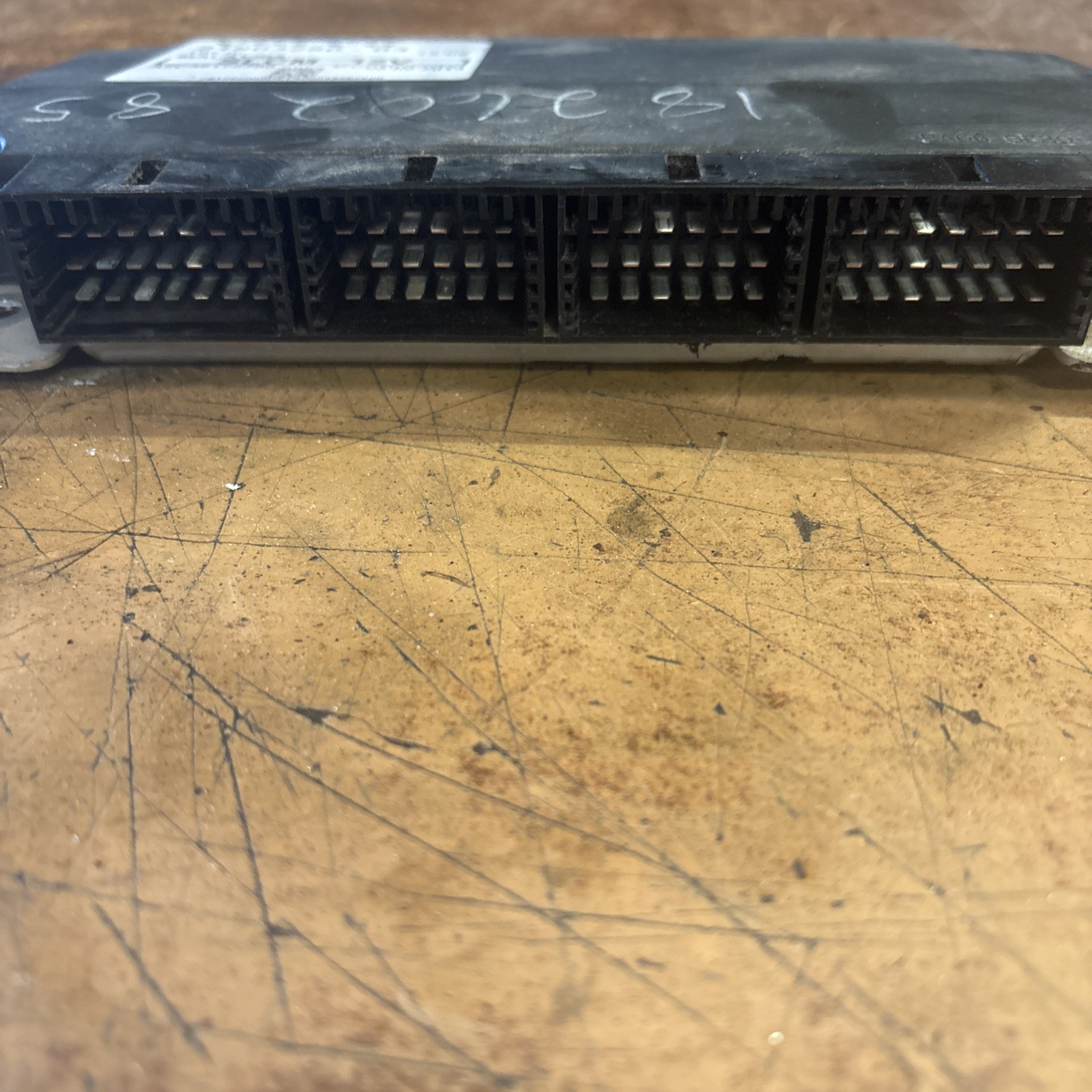 VOLVO ECC (Electronic Chassis Control) Part Number 21803280-03