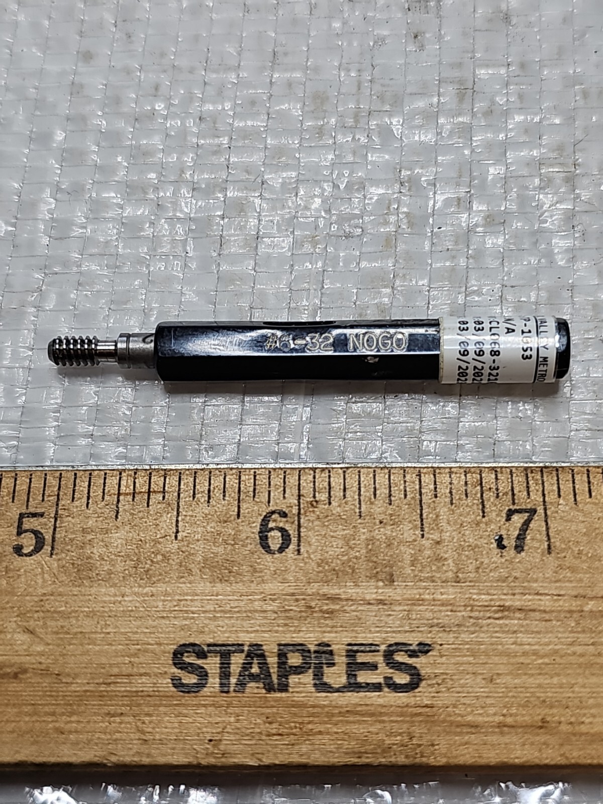 #6 - 32 UNC-NOGO Thread Plug Gage   GAGE ROOM