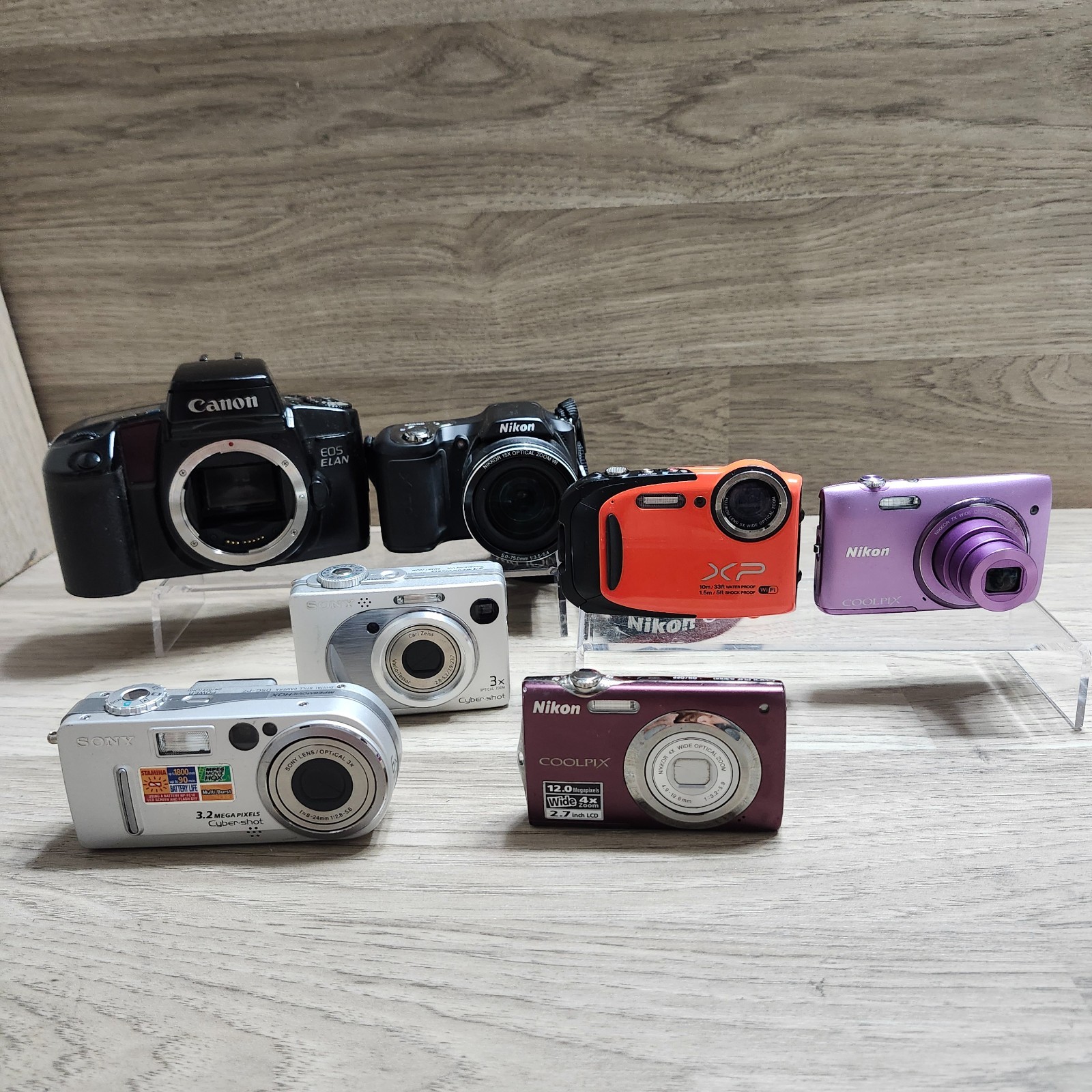 Sony Digital Camera Lot Of 7- Broken Digital Cameras Nikon Canon is film