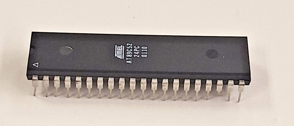 ATMEL AT89C52-24PC 8-bit Microcontrollers MCU 8K Flash 24M