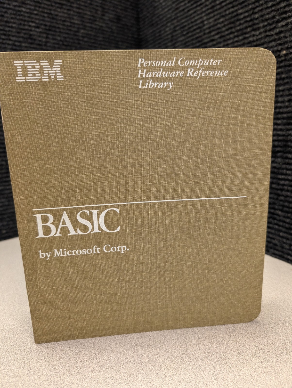 Vintage IBM PC BASIC by Microsoft Manual & Binder Slipcase 6025010 1981 1982