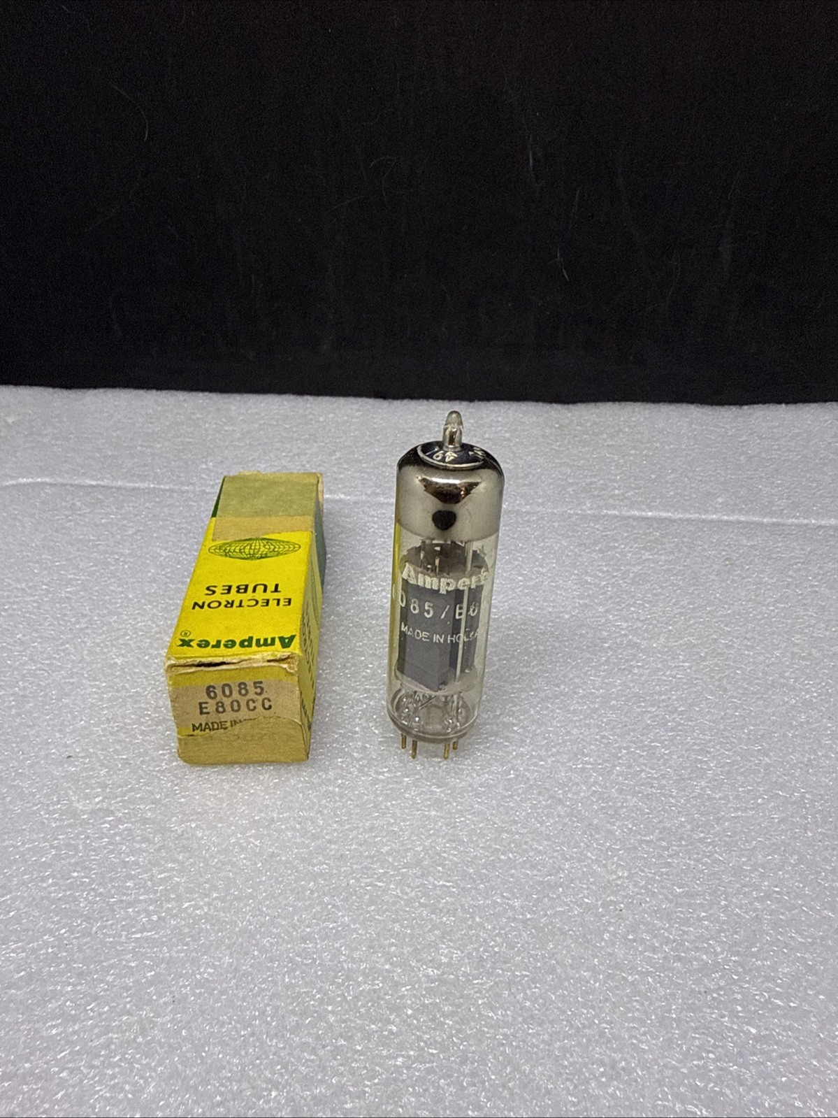 (1) Mint NOS NIB Amperex Goldpin PQ 6085 Ham Radio  Audio  Tube