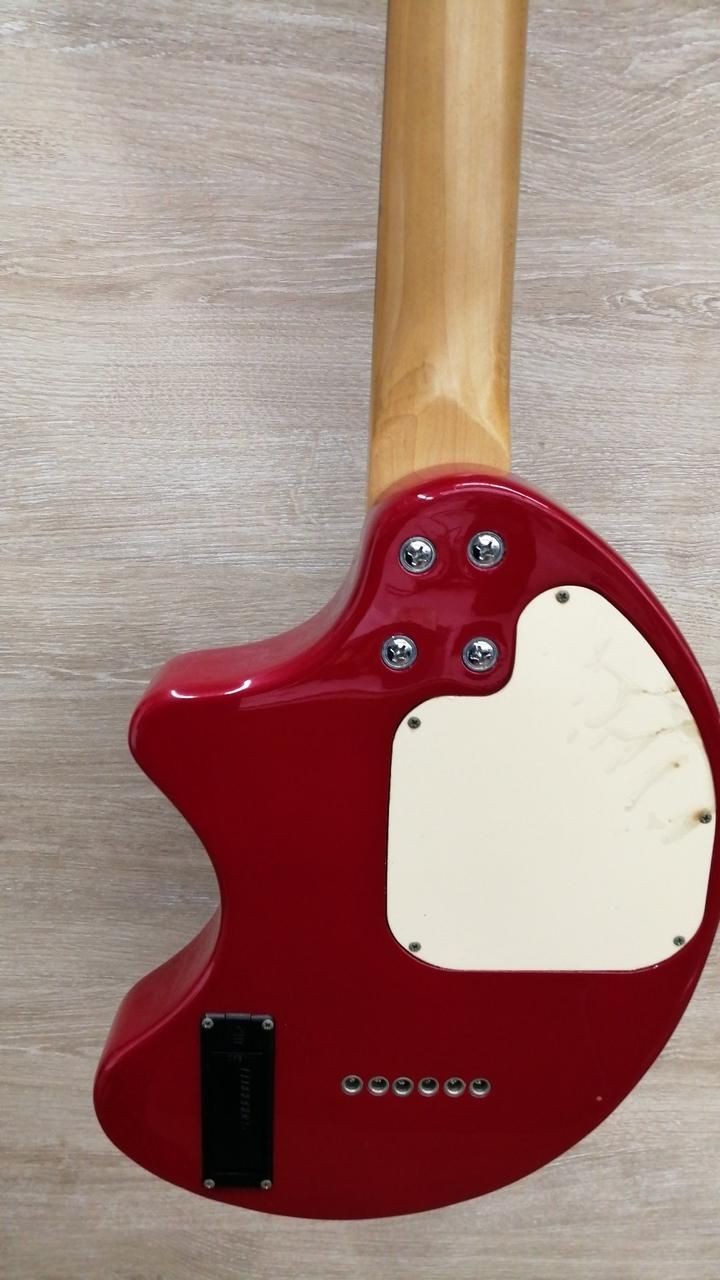 Fernandes Electric Guitar With Built-in Amplifier ZO-3 Used