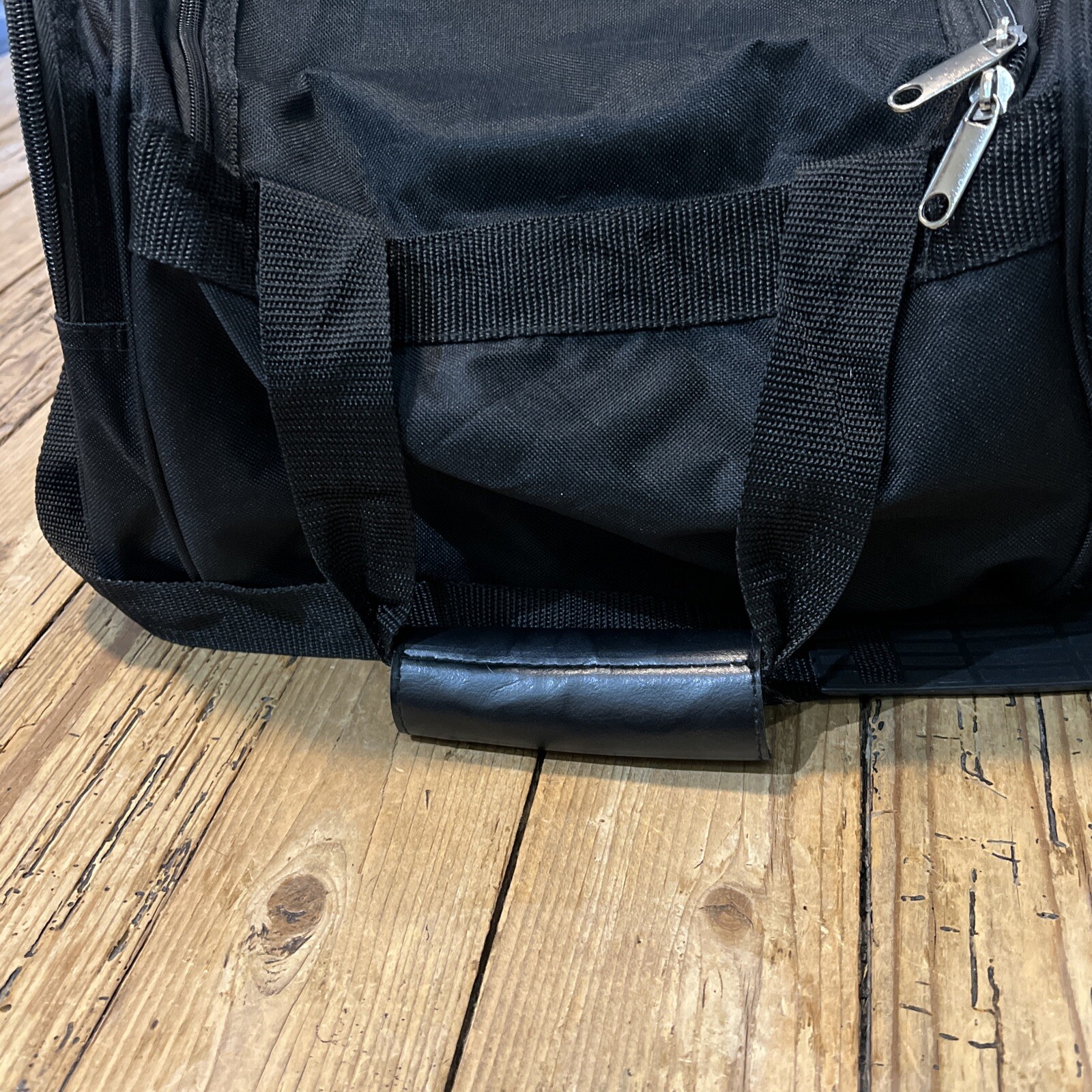 Carnegie Medium Travel Bag With Cross Body Strap Black