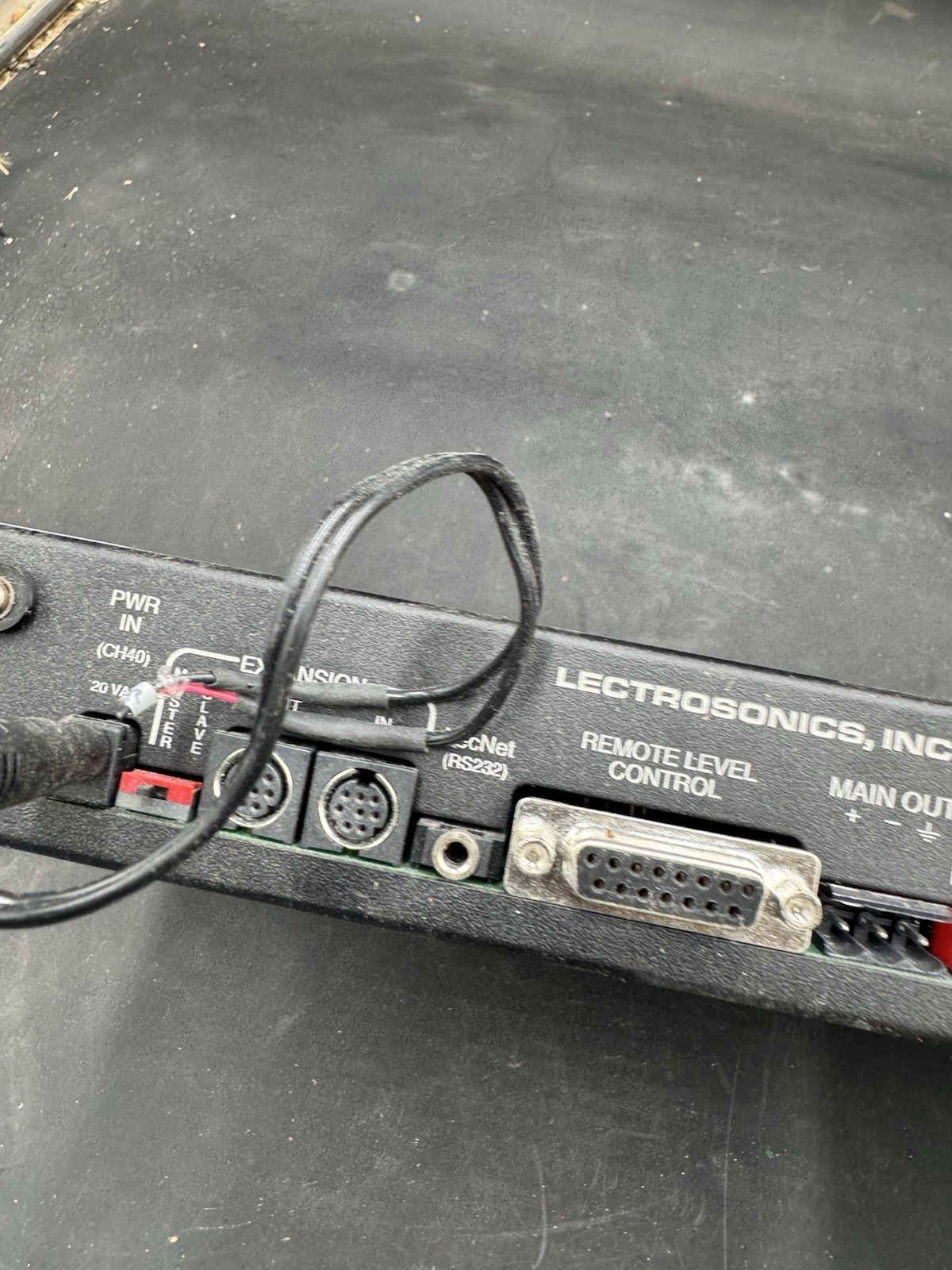 Lectrosonics AM8TC Automatic Microphone Mixer. No power supply