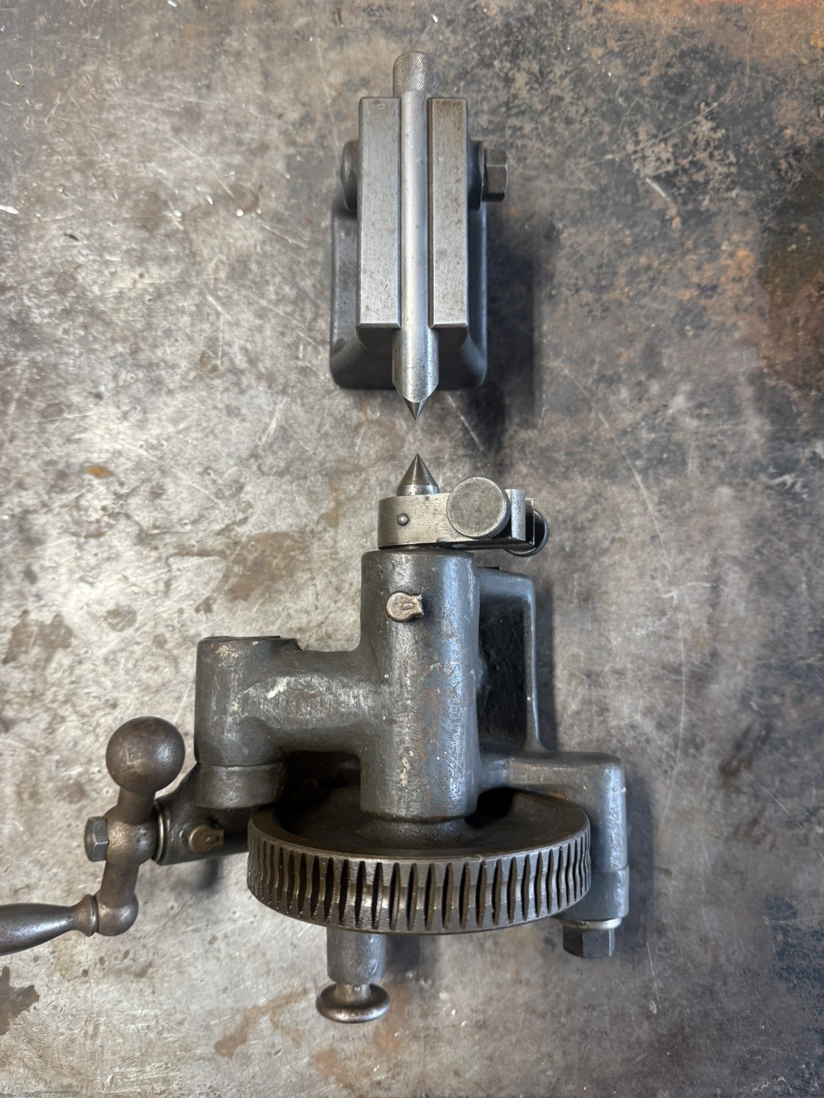 Brown & Sharpe 5263 Rotary Dividing Indexing Head and Tailstock, Rare