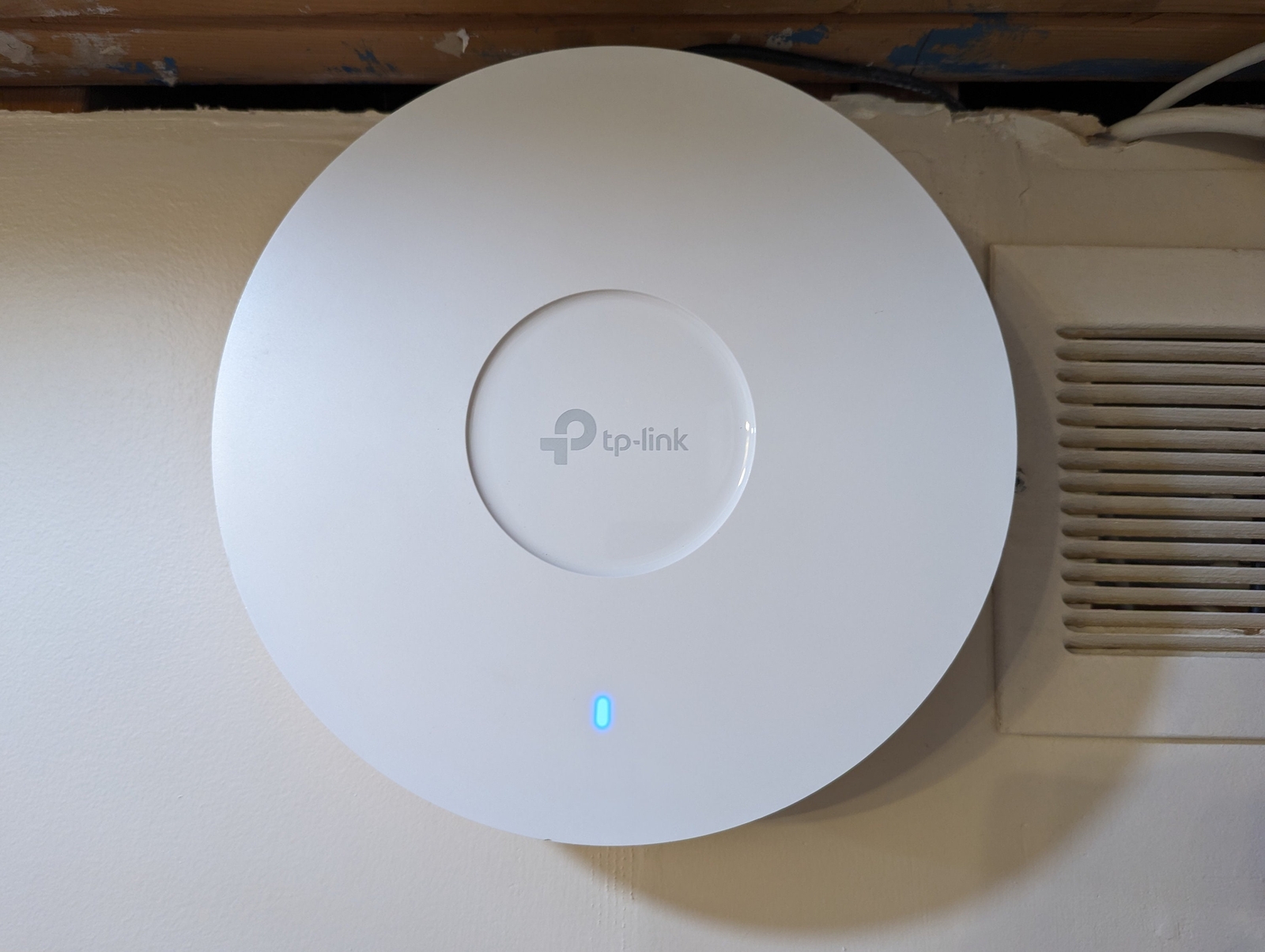 Mounting Bracket for Tp-link Omada Wifi AP 6xx Series- EAP650 EAP670 EAP653