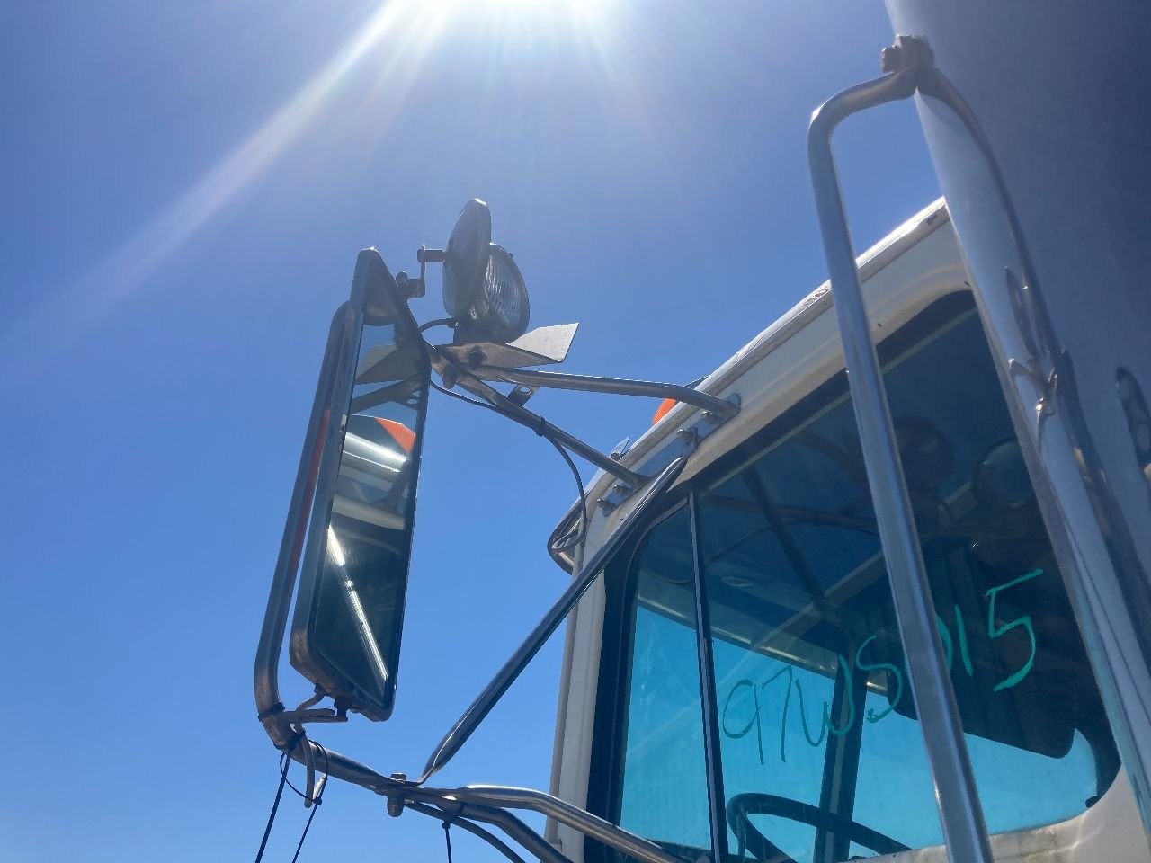 Western Star Trucks 4800 STAINLESS Left/Driver Door Mirror - Used